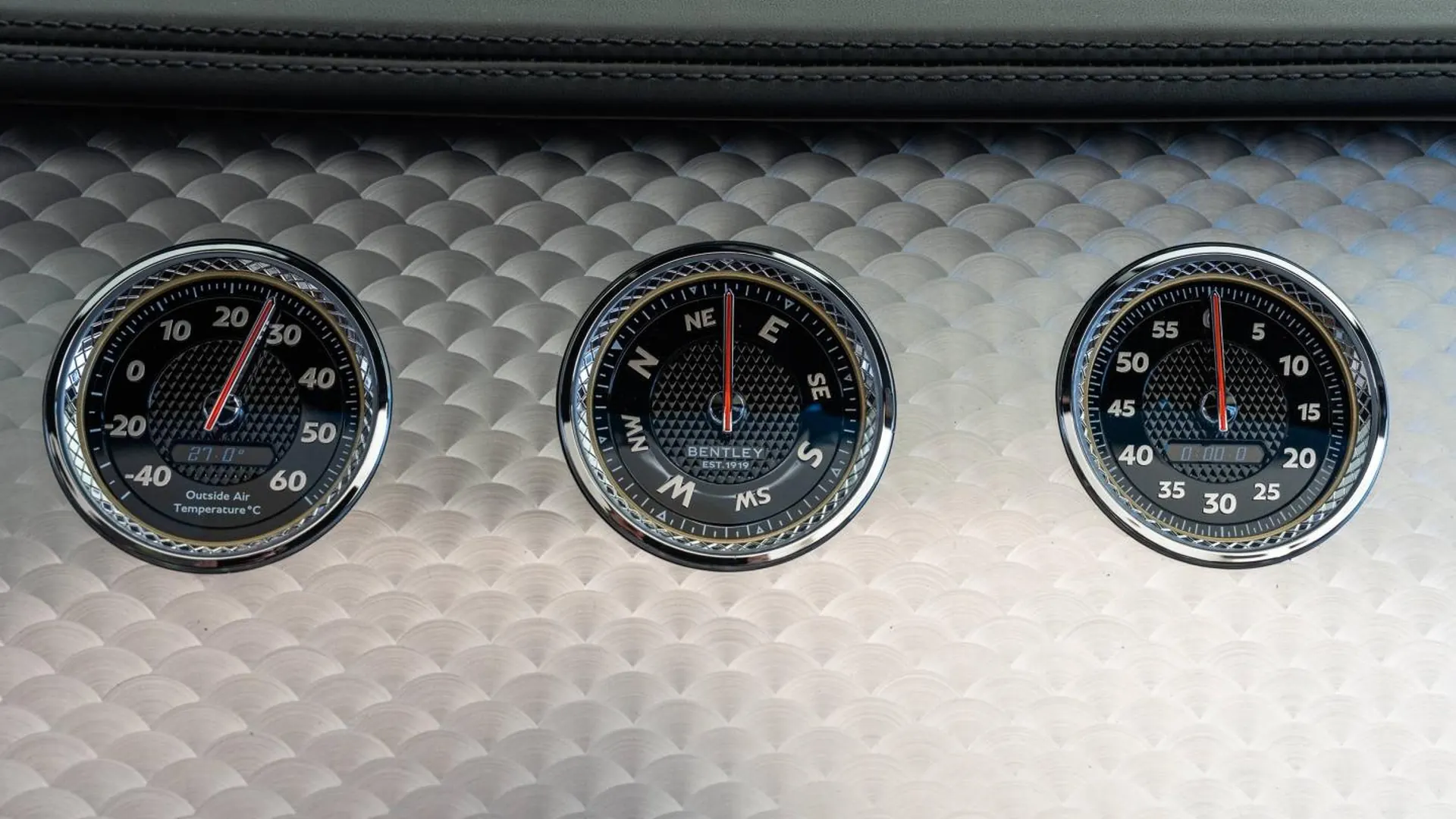 Bentley Continental — photo 28