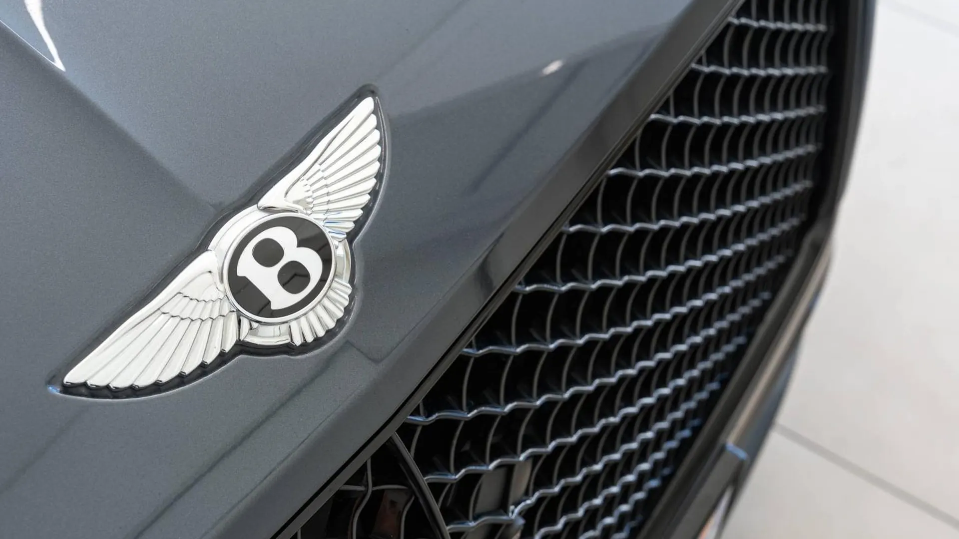 Bentley Continental — photo 35