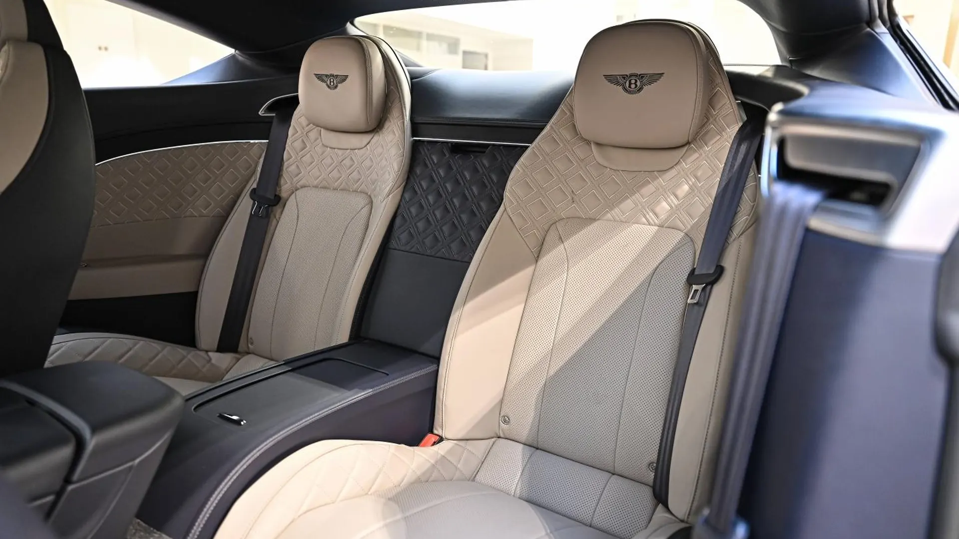 Bentley Continental — photo 20