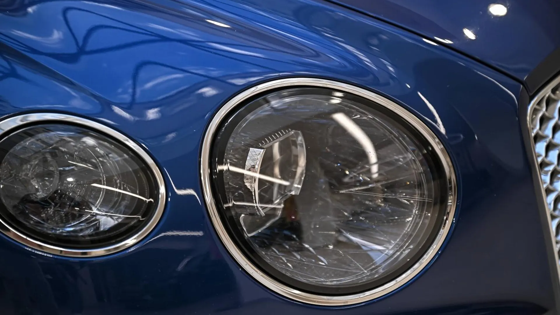 Bentley Continental — photo 6