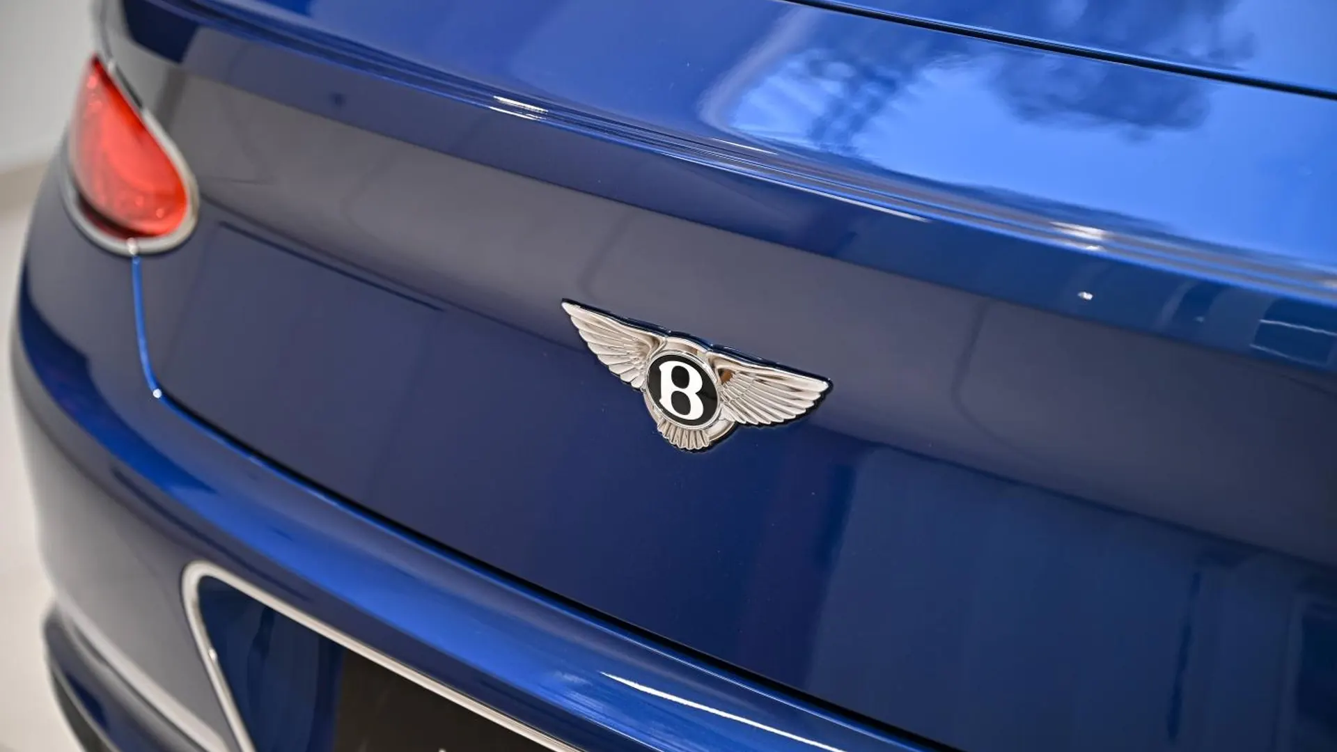 Bentley Continental — photo 8