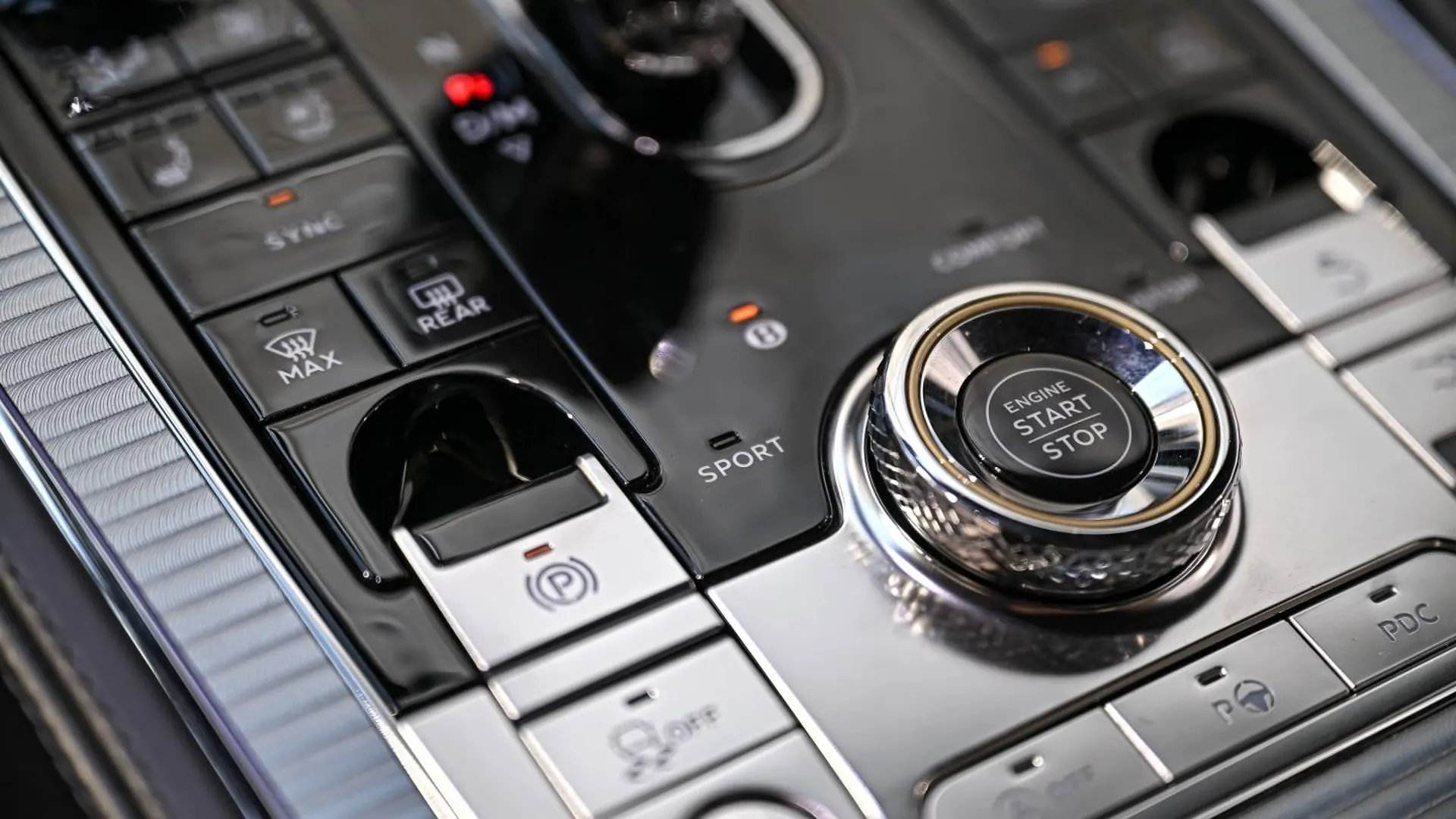 Bentley Continental — photo 24