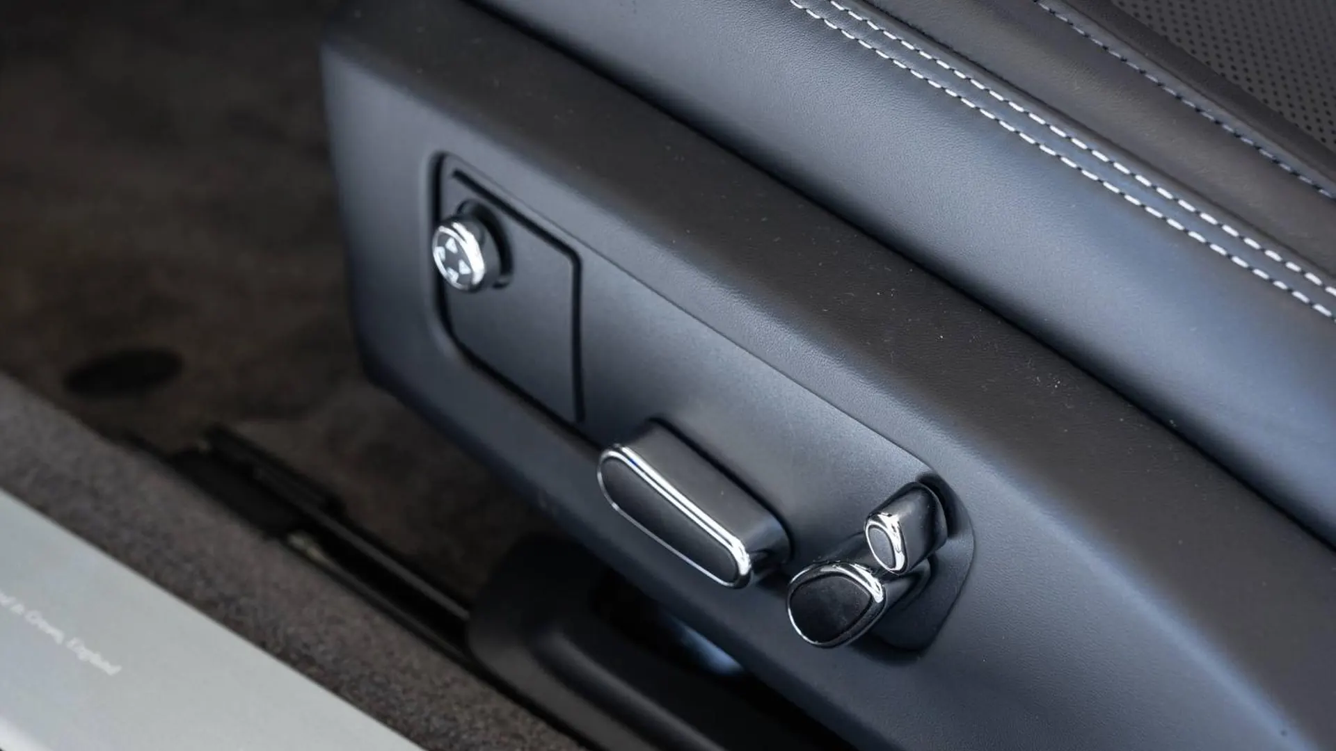 Bentley Continental — photo 31