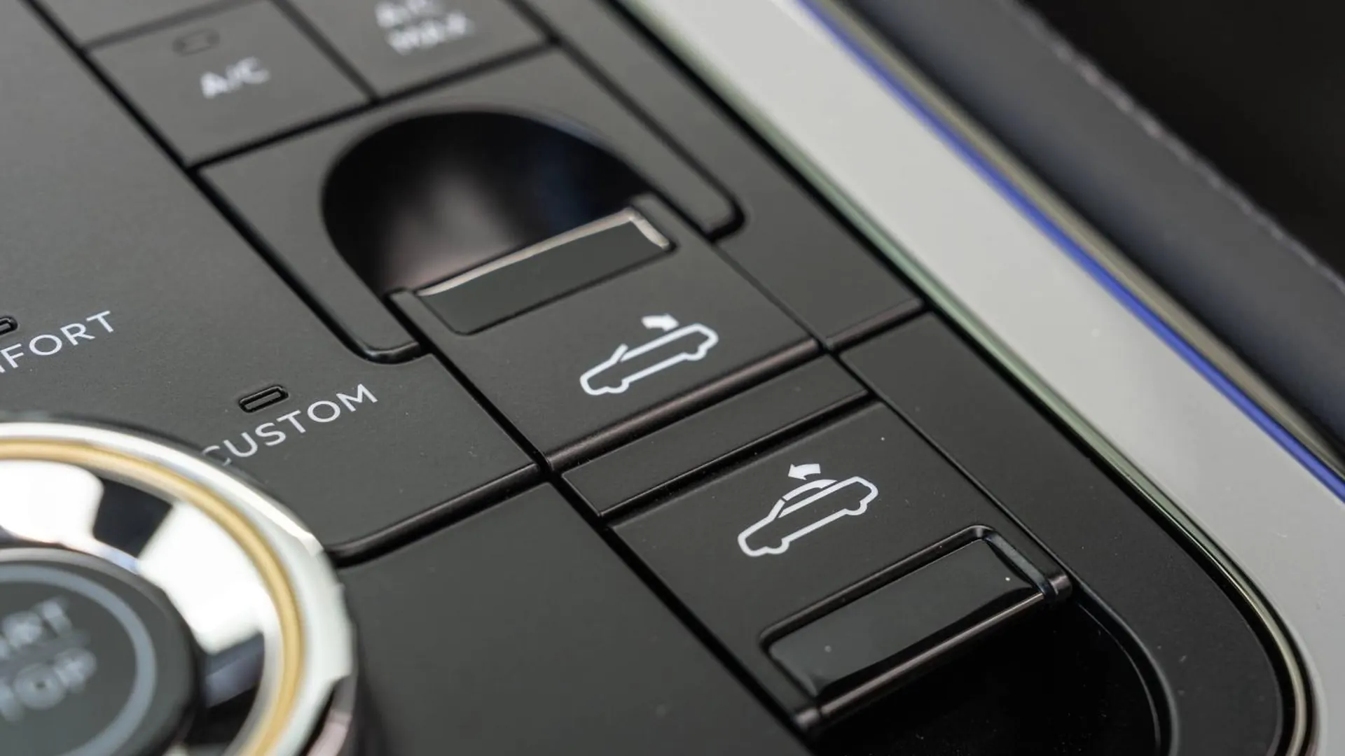 Bentley Continental — photo 26