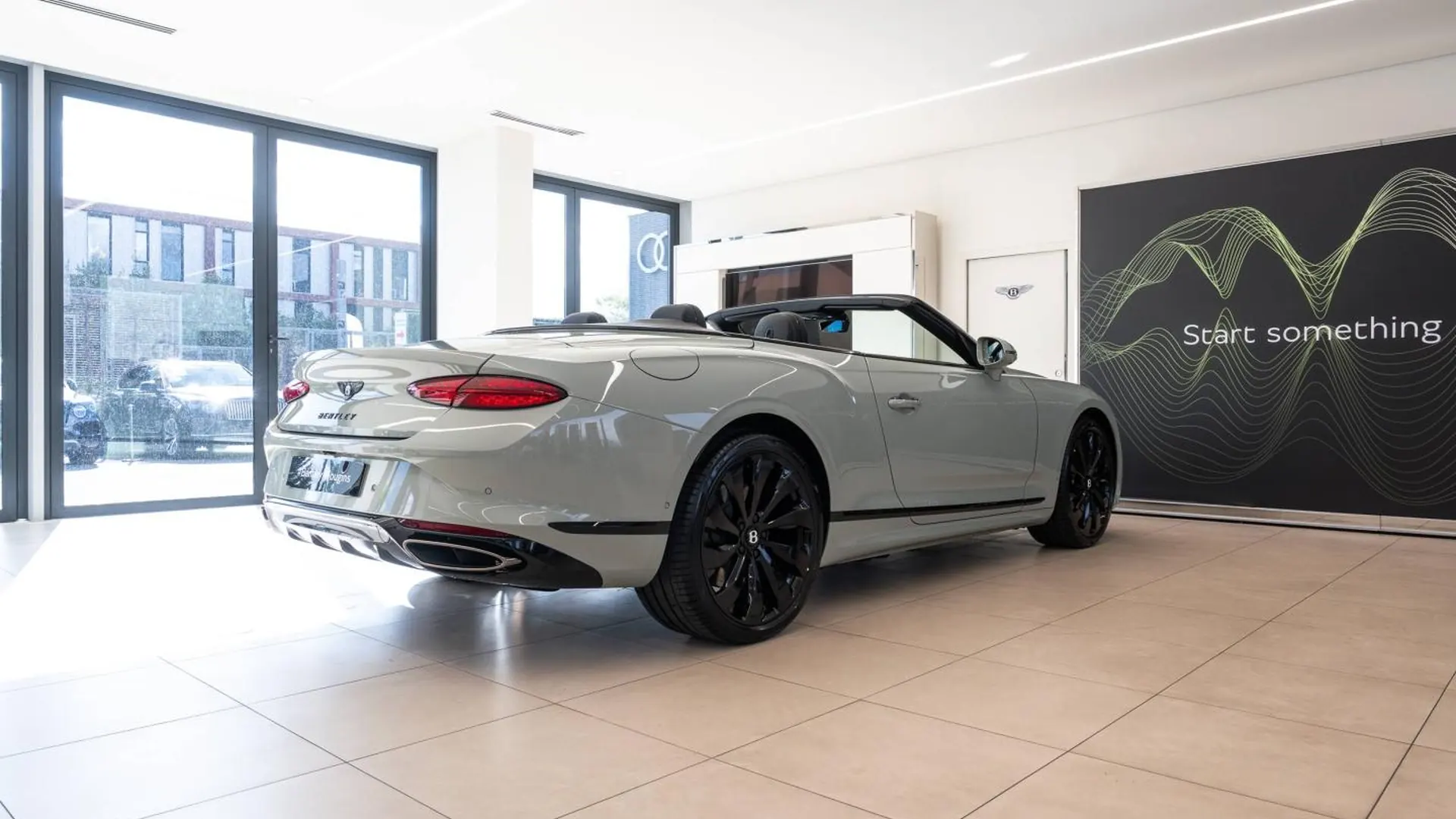 Bentley Continental — photo 3