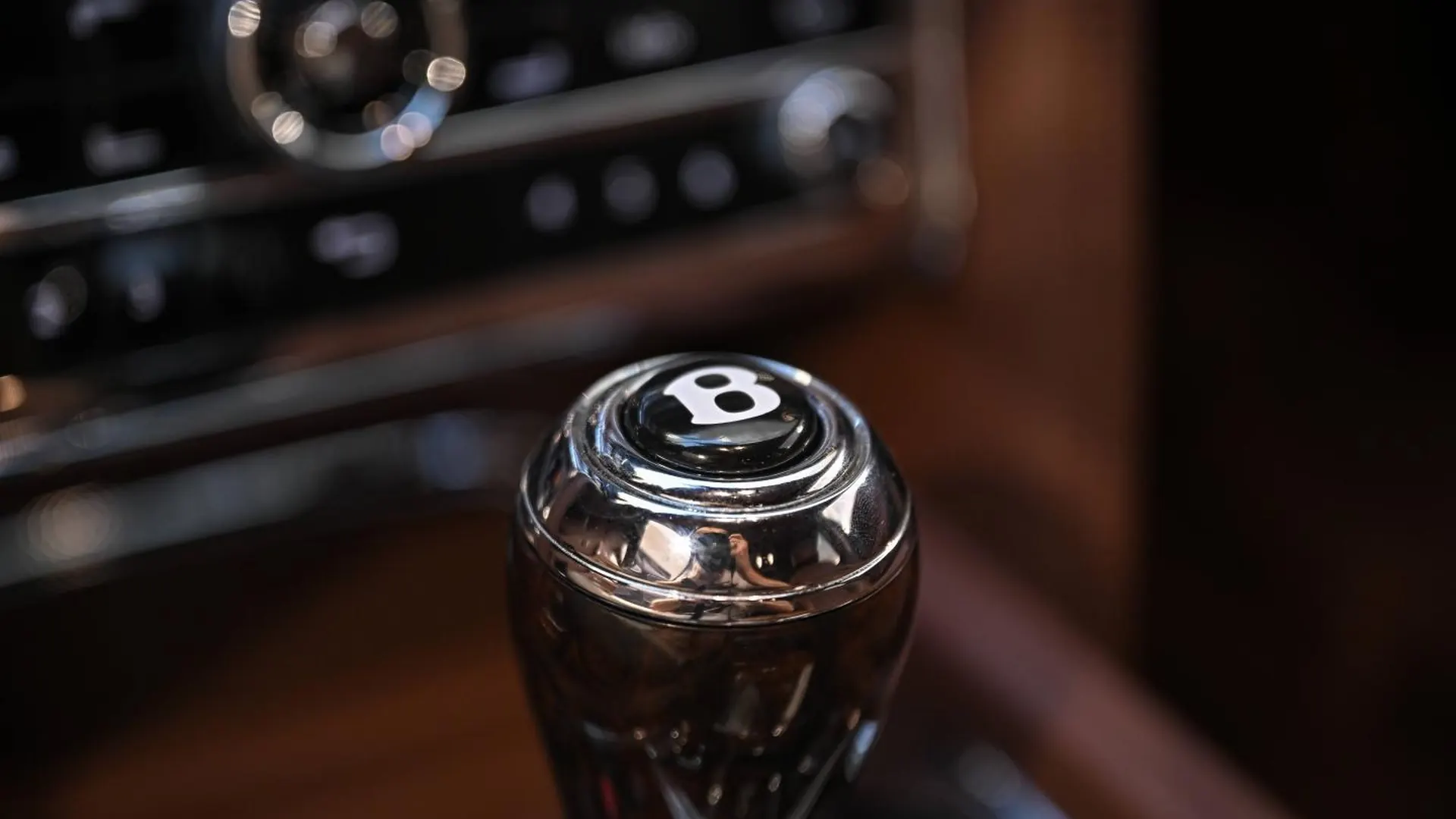 Bentley Mulsanne — photo 34