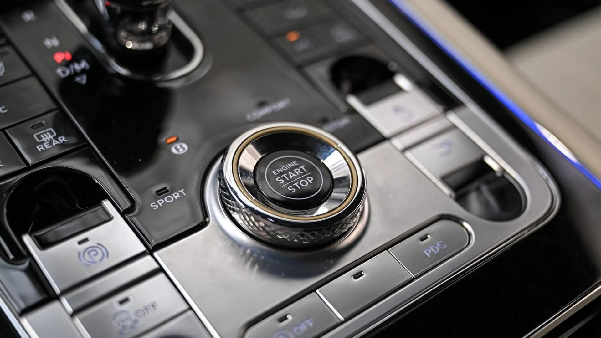 Bentley Continental — photo 27