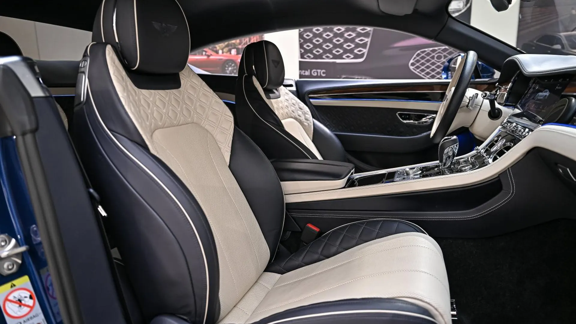 Bentley Continental — photo 17