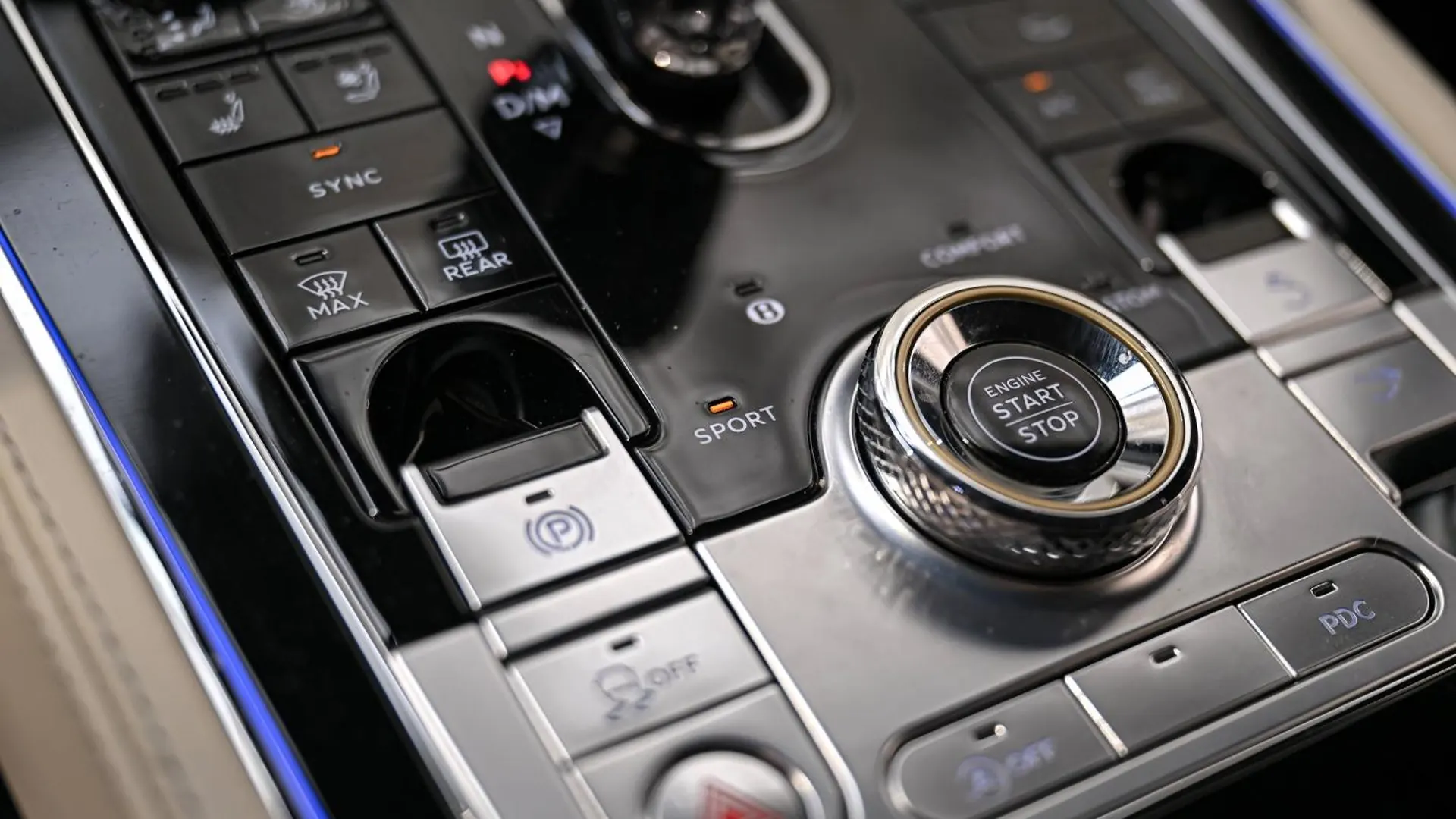 Bentley Continental — photo 28