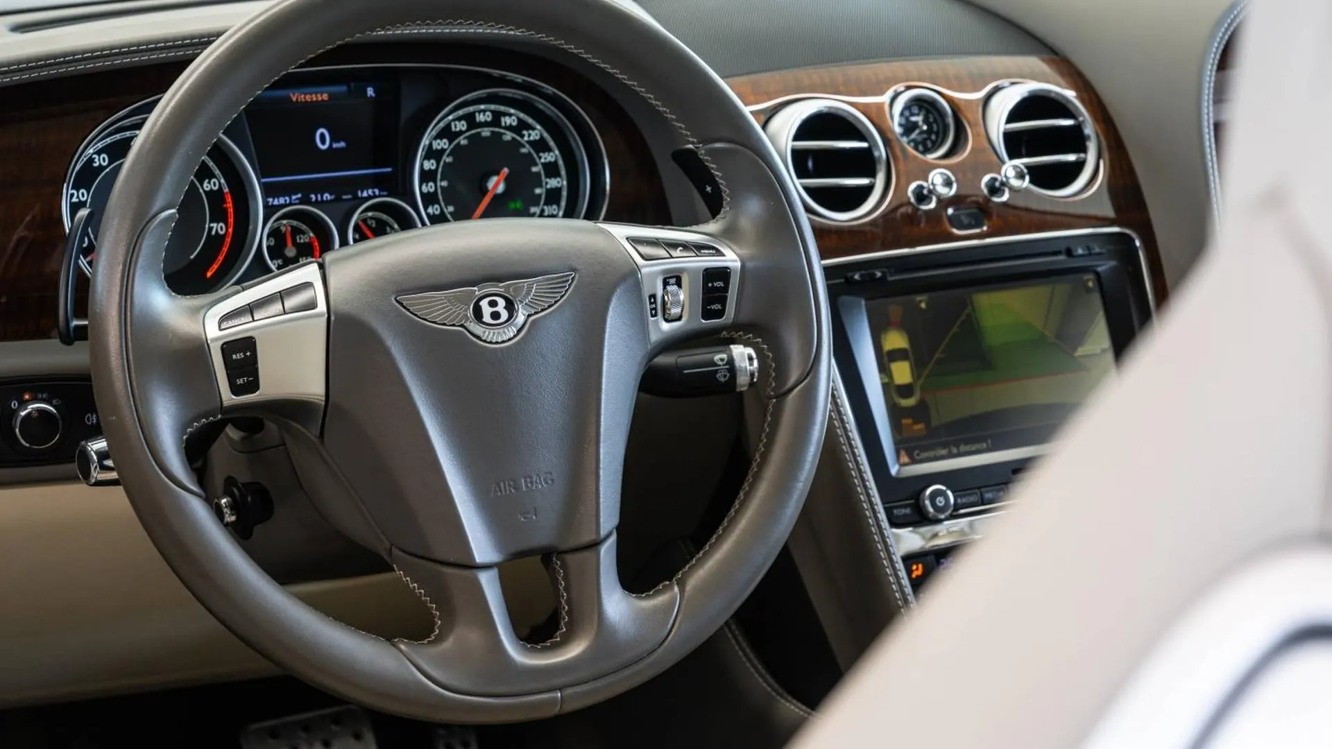 Bentley Continental — photo 16