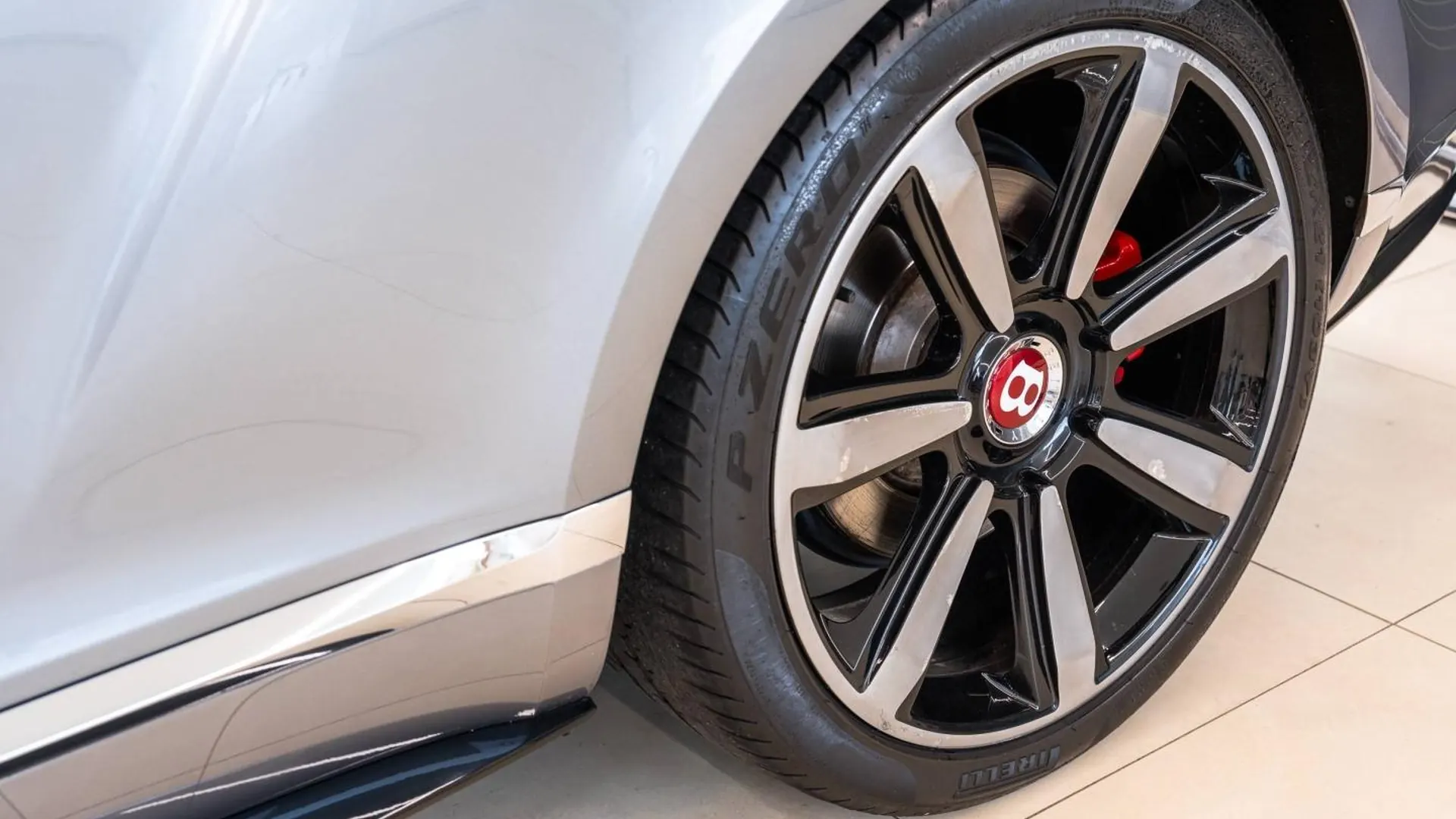 Bentley Continental — photo 9