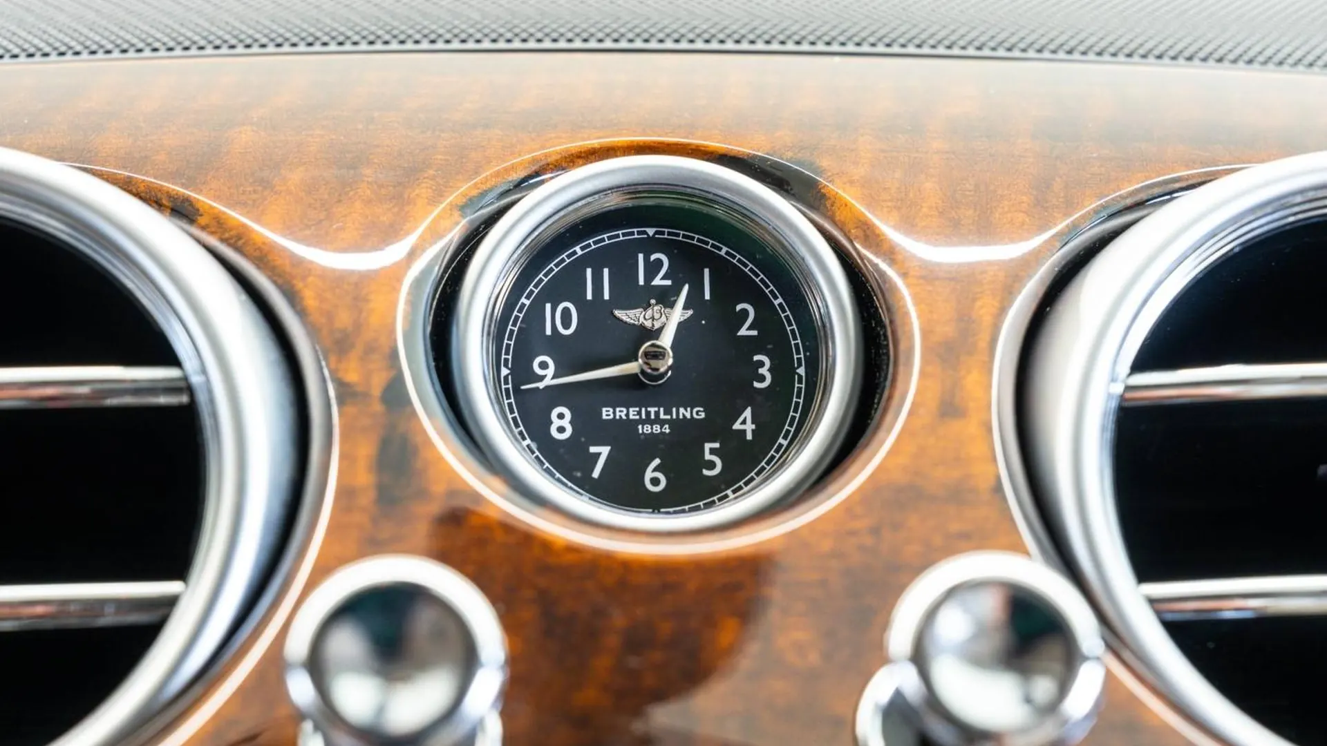 Bentley Continental — photo 28
