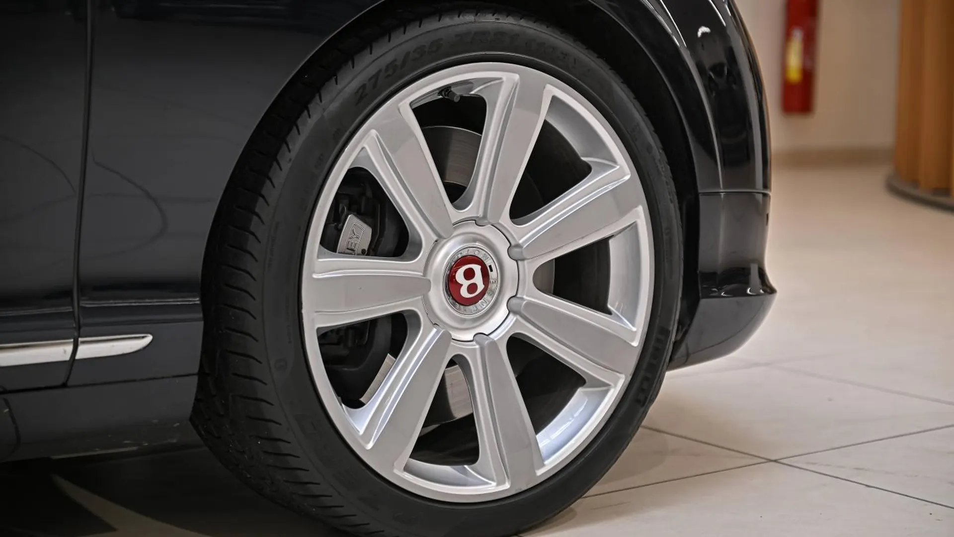 Bentley Continental — photo 7