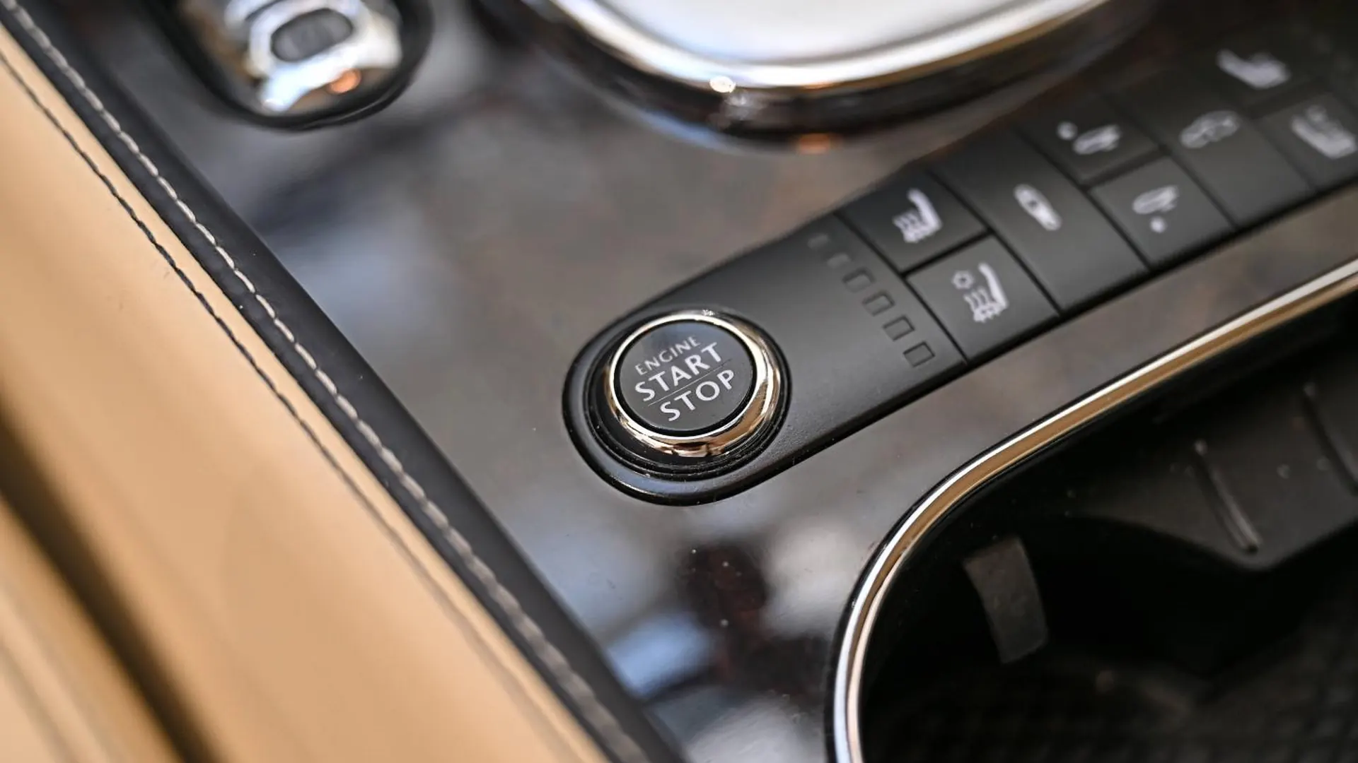 Bentley Continental — photo 28