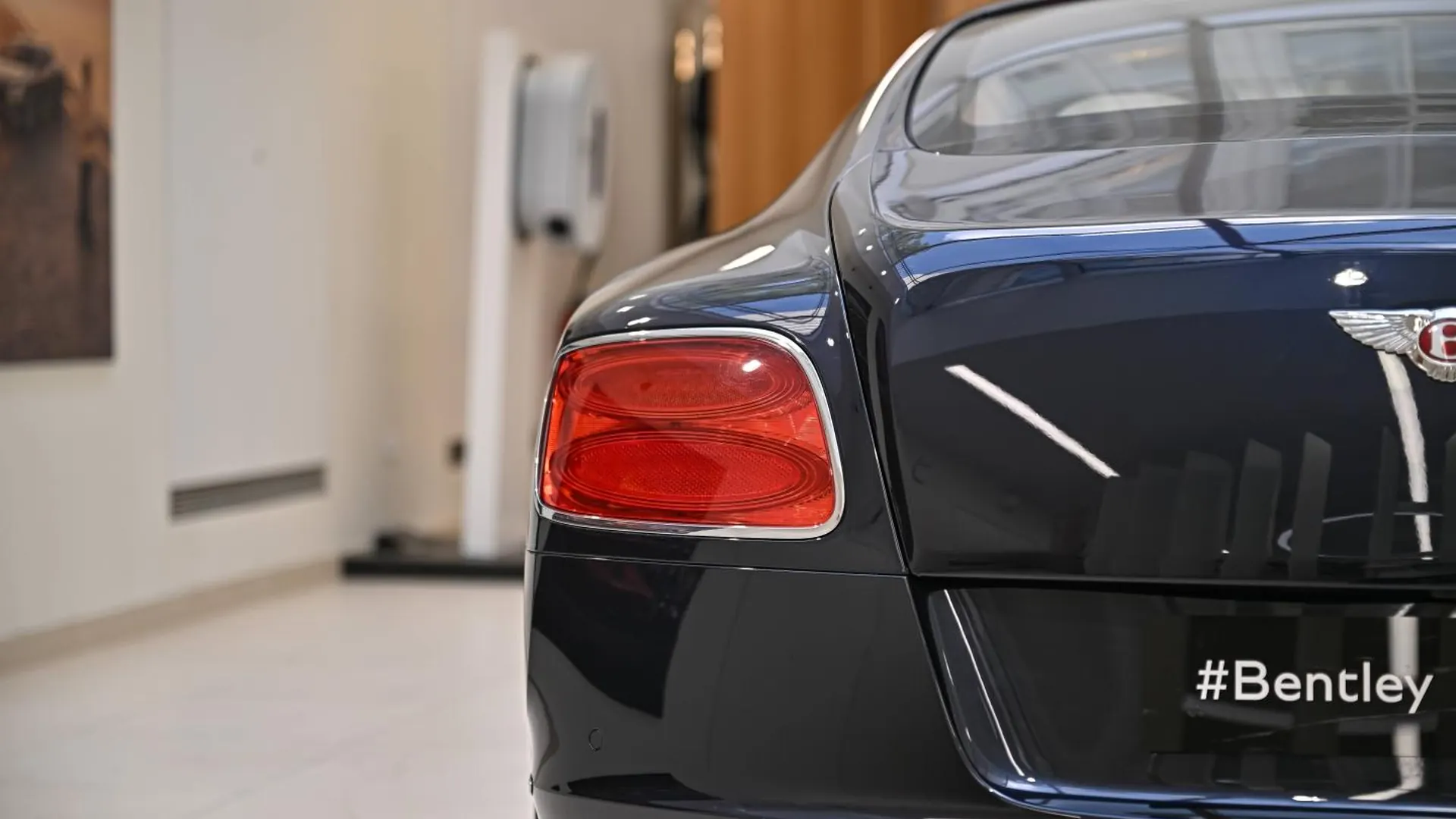 Bentley Continental — photo 5