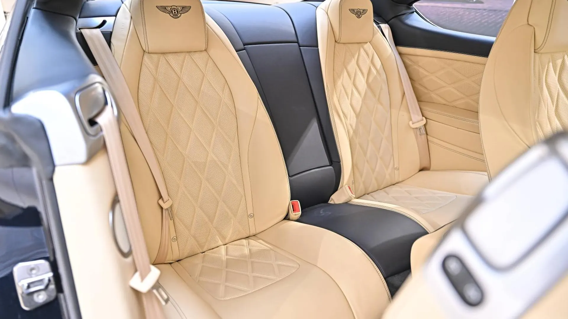Bentley Continental — photo 15