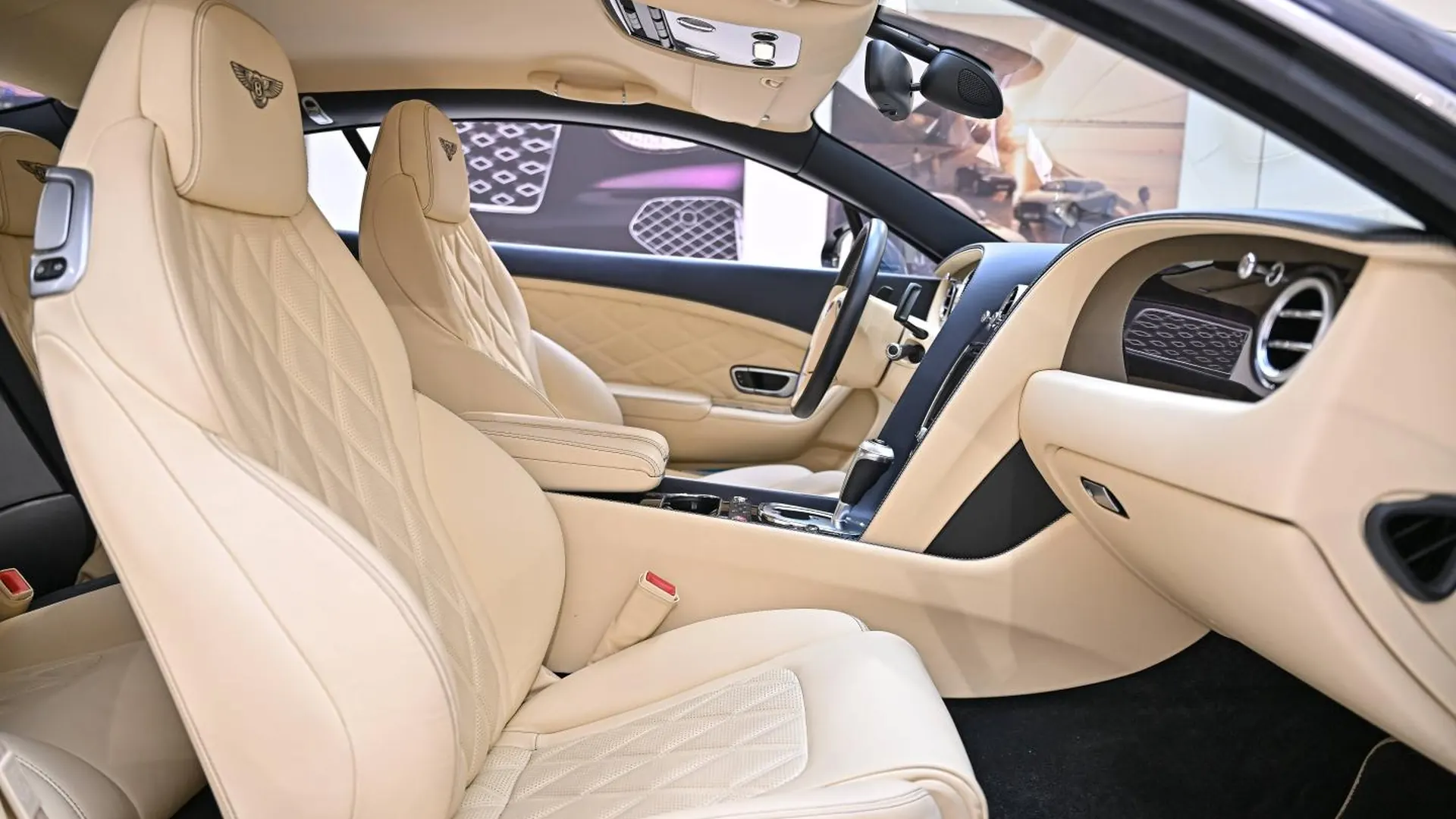 Bentley Continental — photo 13
