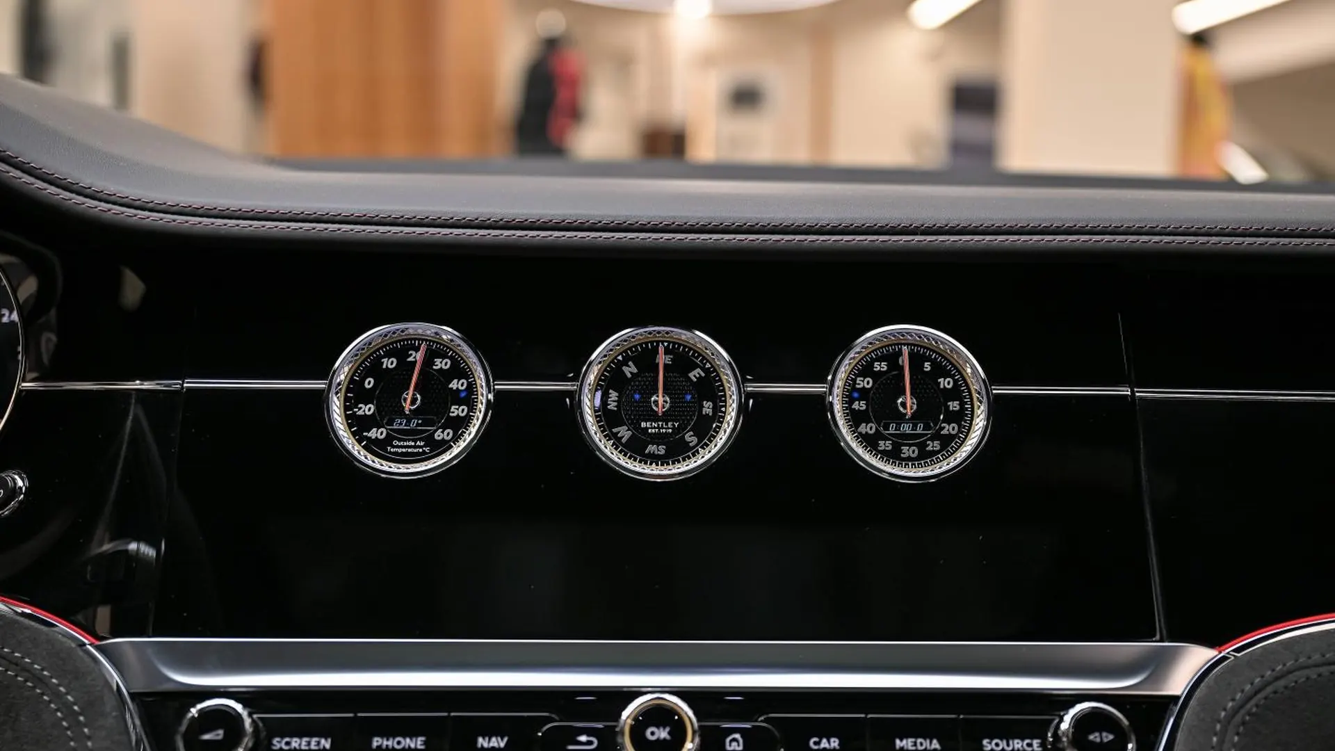 Bentley Continental — photo 34