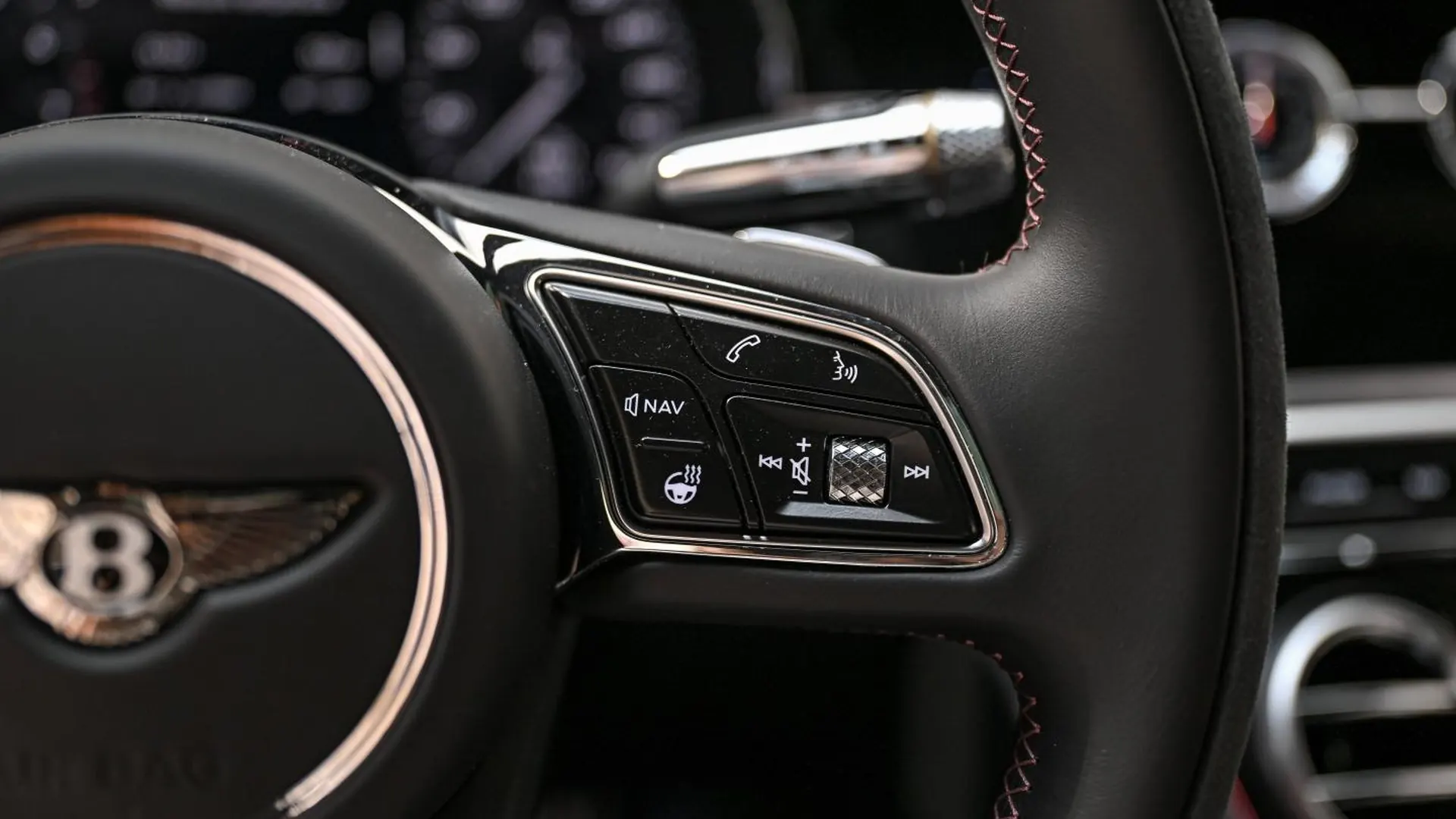 Bentley Continental — photo 28