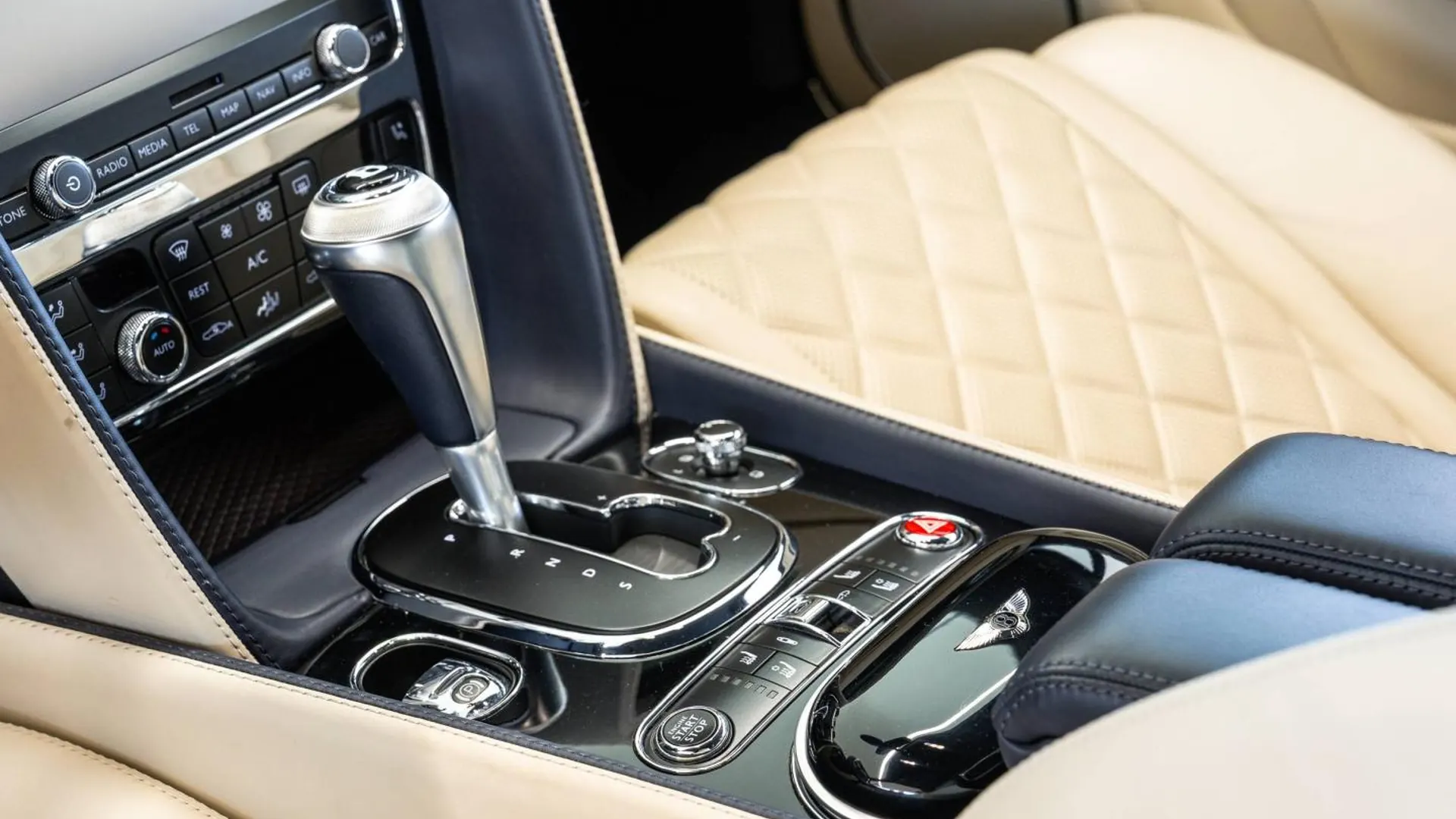 Bentley Continental — photo 37