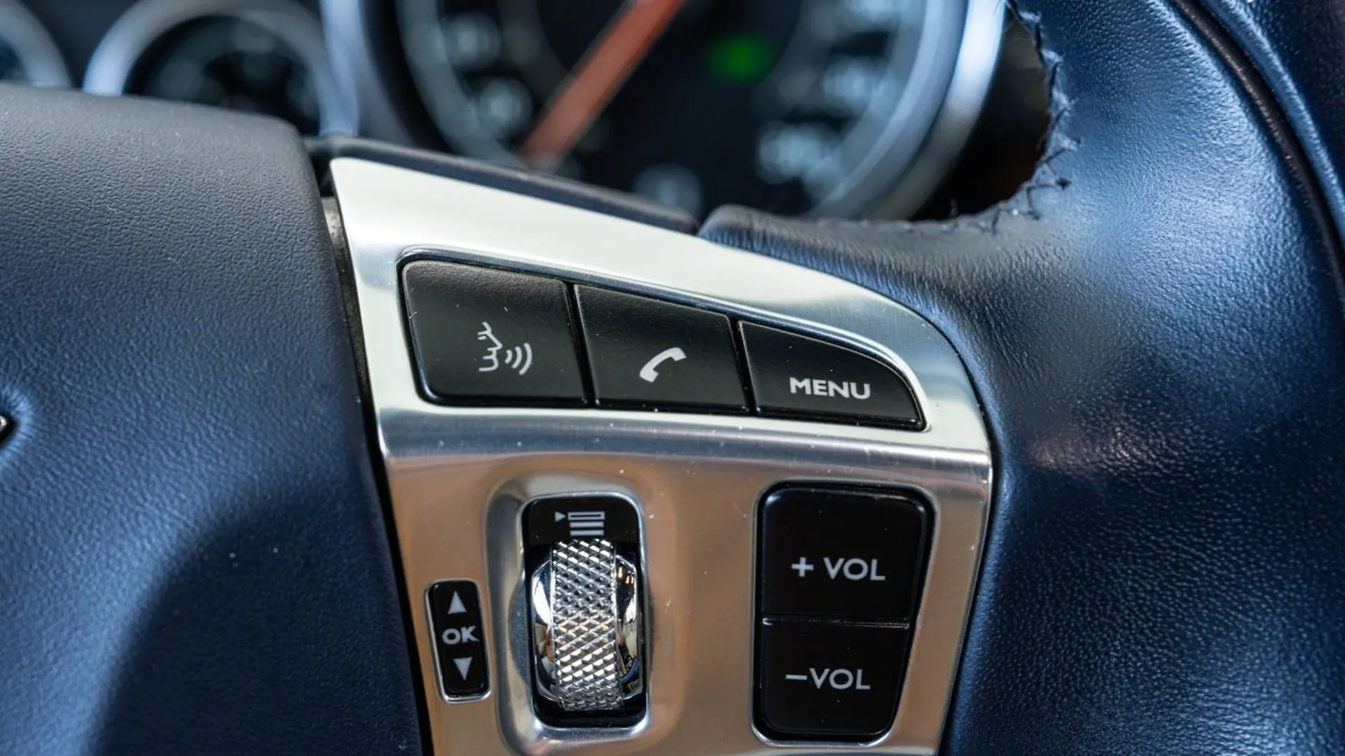 Bentley Continental — photo 28