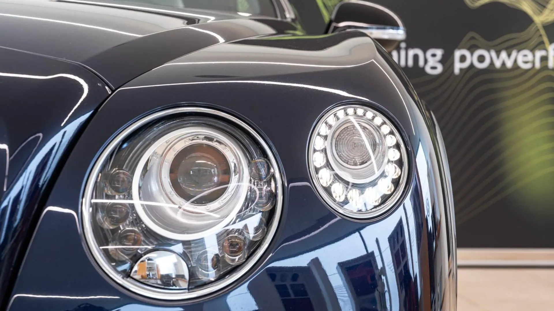Bentley Continental — photo 33