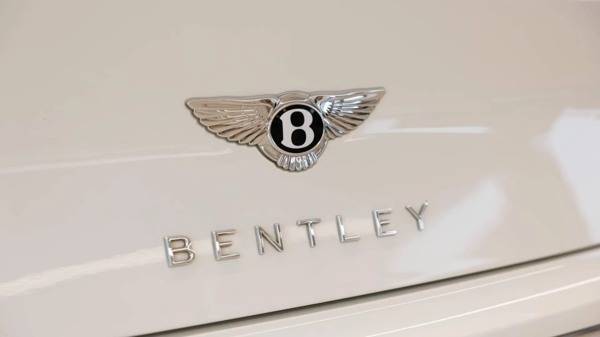 Bentley Continental — photo 14