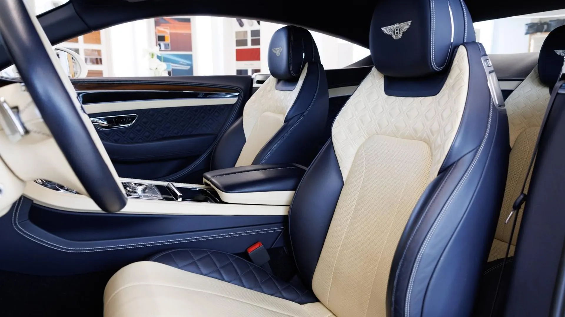 Bentley Continental — photo 13