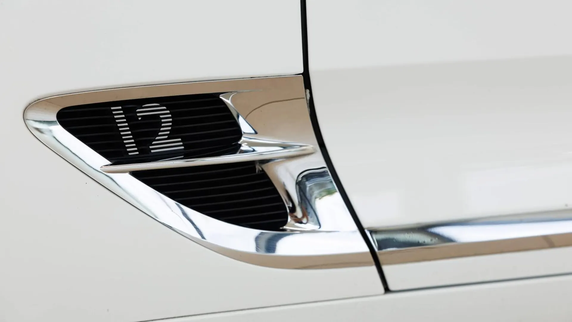 Bentley Continental — photo 22