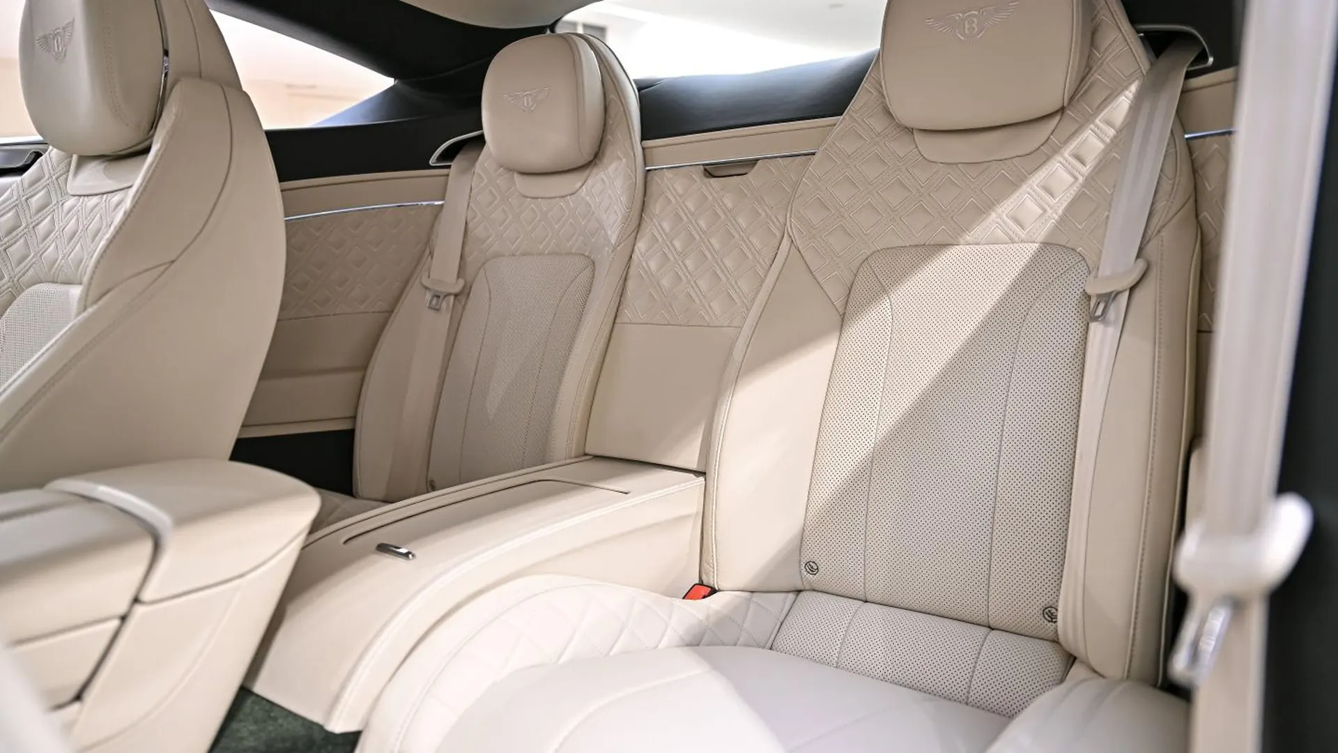 Bentley Continental — photo 21