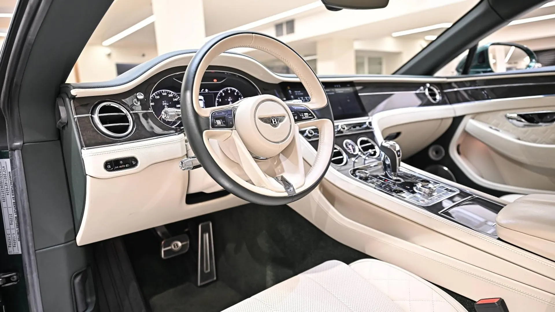 Bentley Continental — photo 19