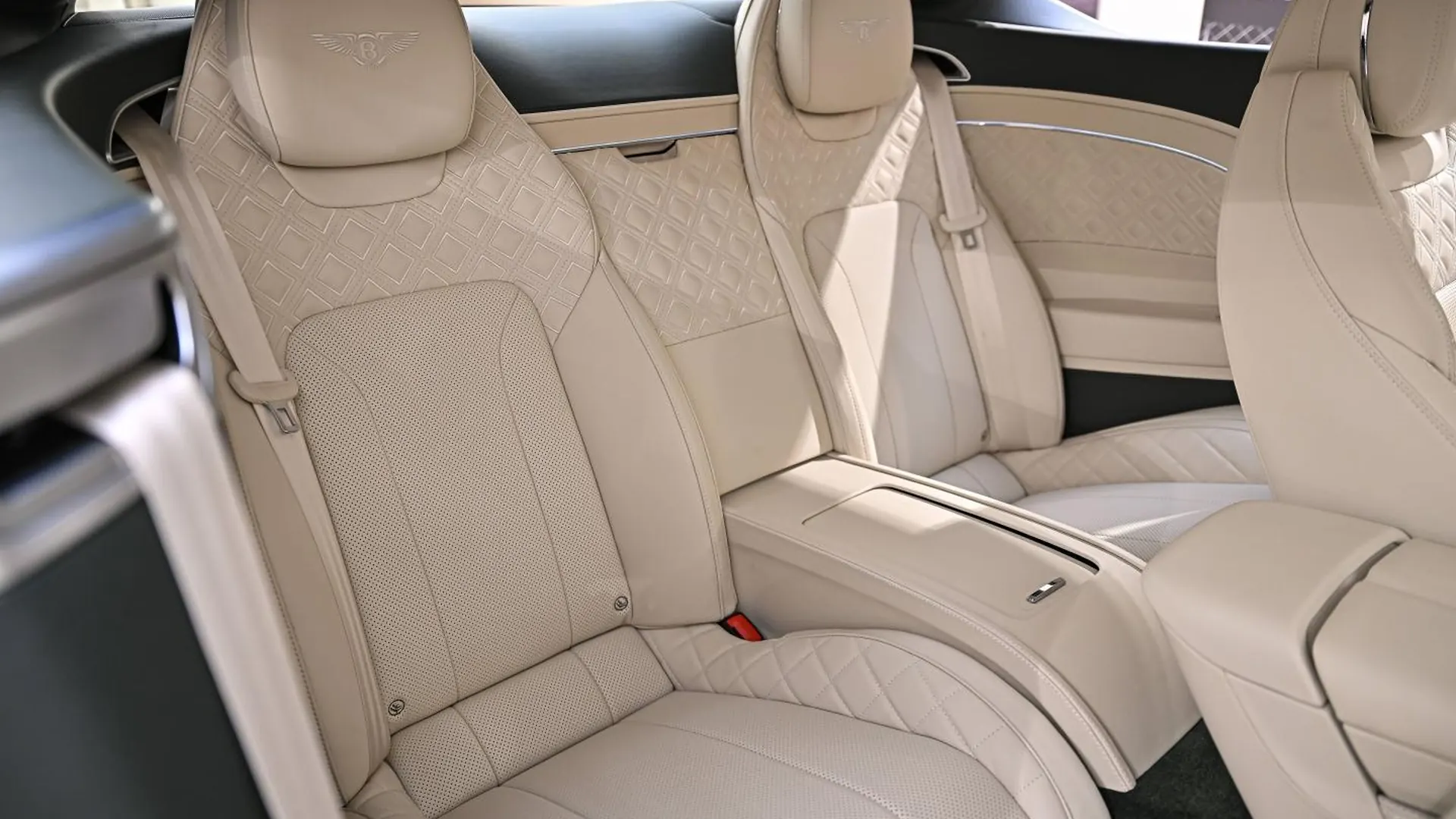 Bentley Continental — photo 16