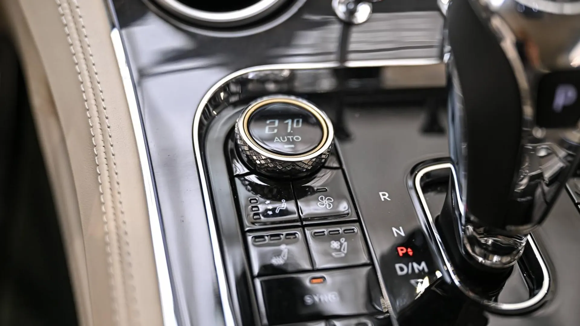 Bentley Continental — photo 33