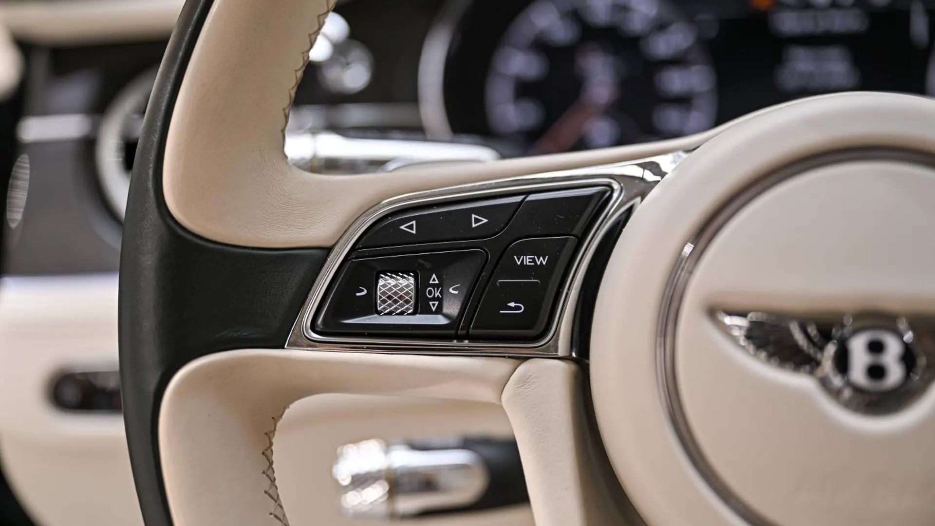 Bentley Continental — photo 25
