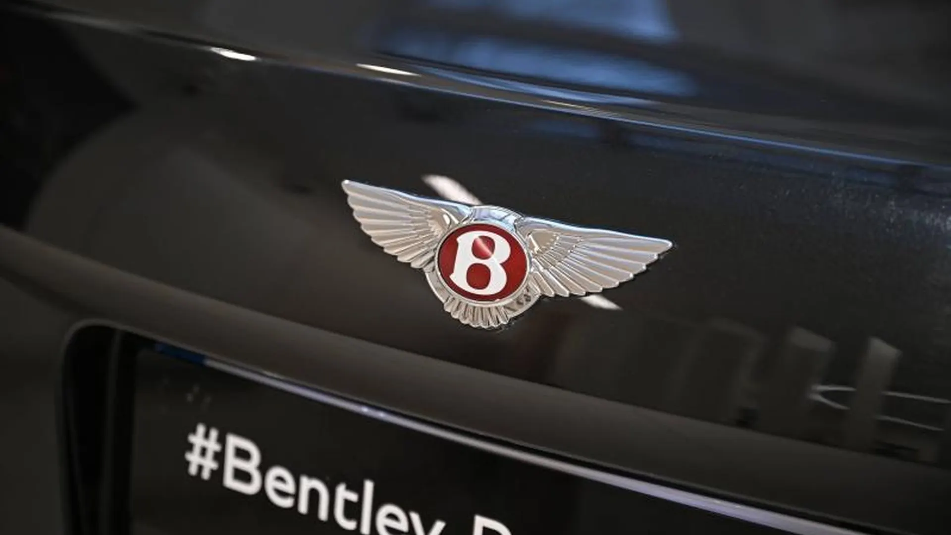 Bentley Flying Spur — photo 7