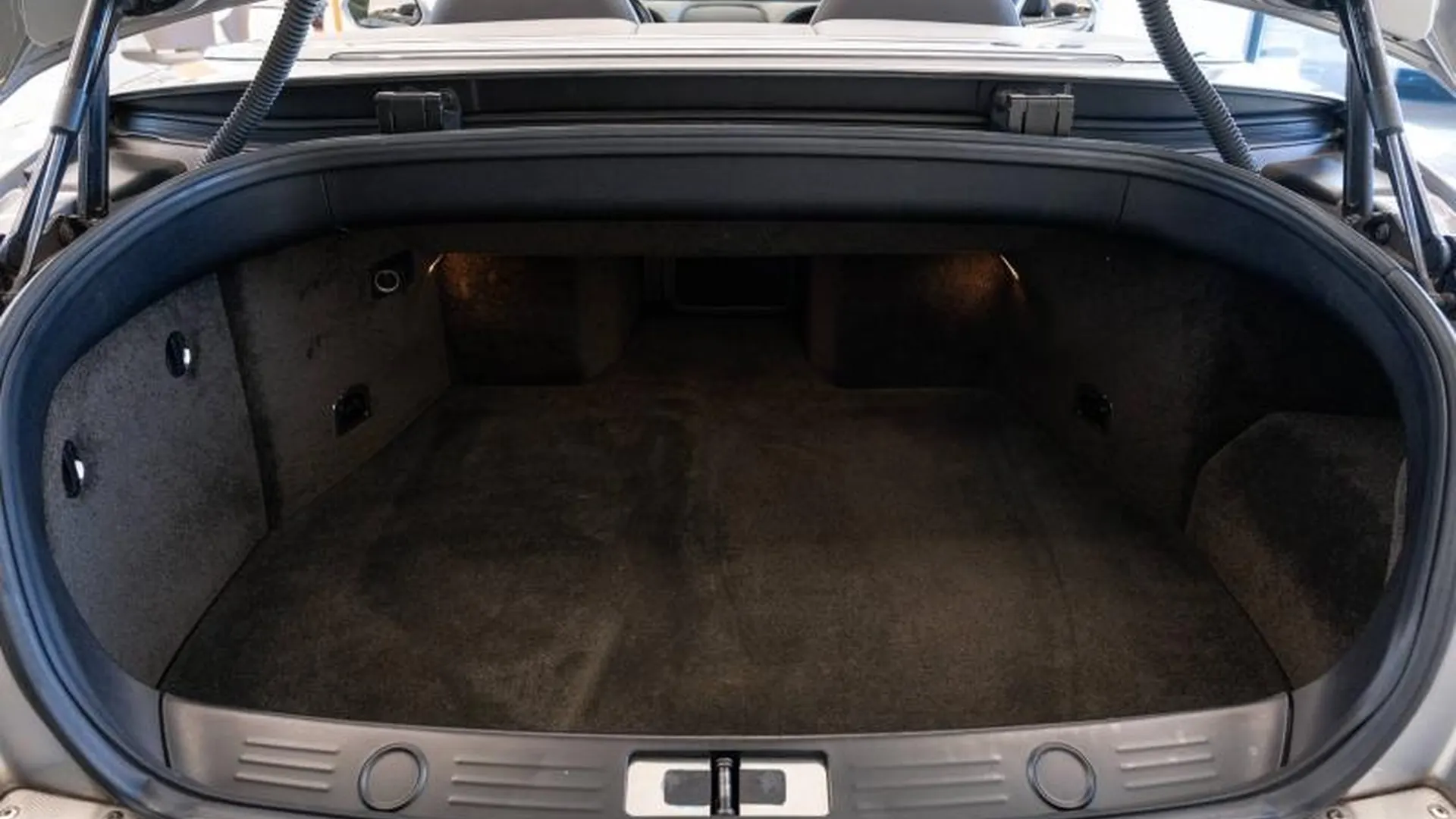 Bentley Continental GTC — photo 23