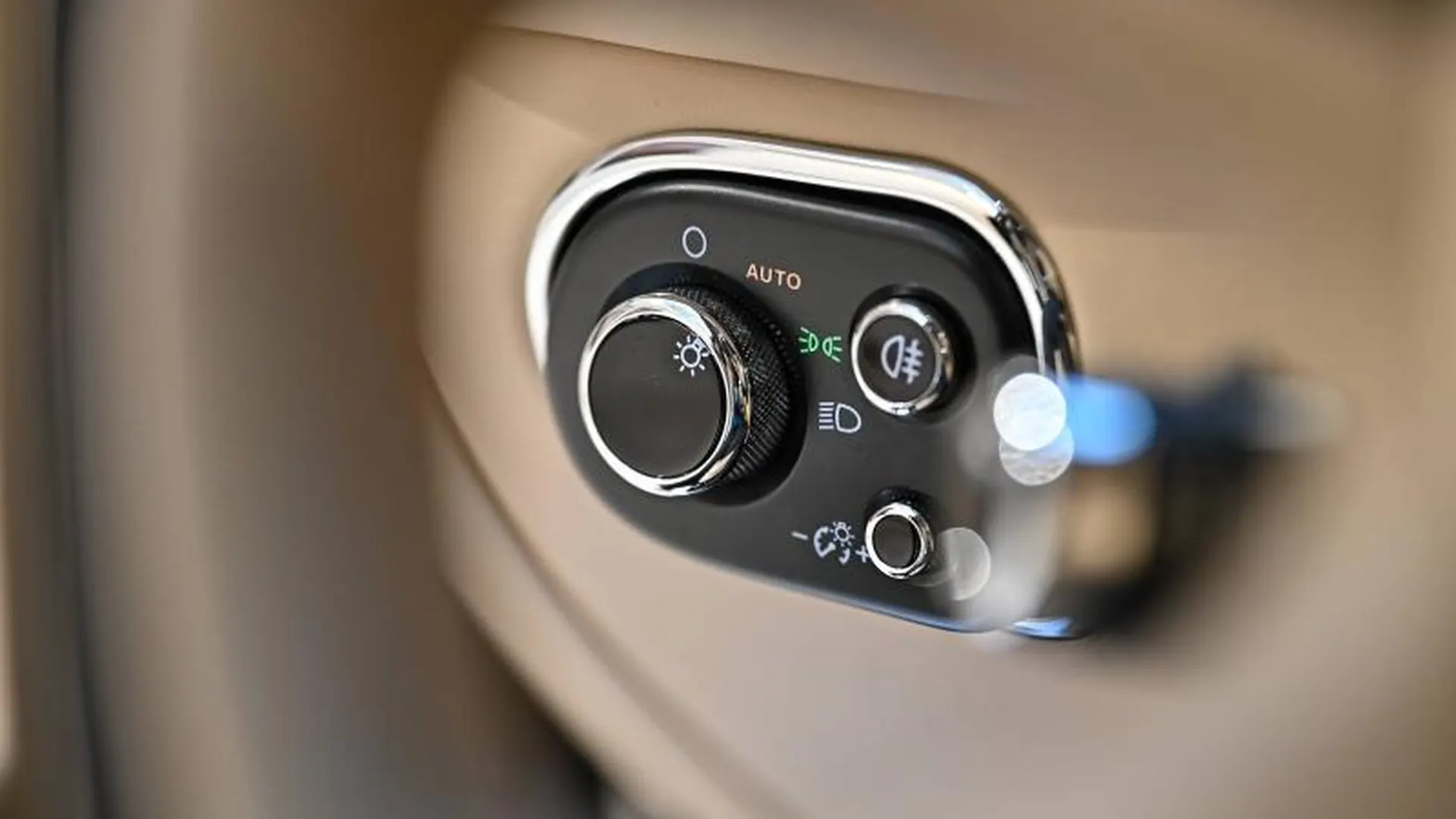 Bentley Mulsanne — photo 40