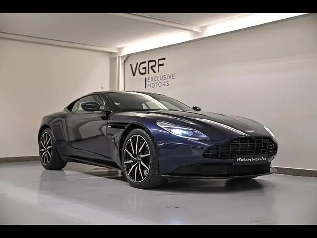 Aston Martin DB11