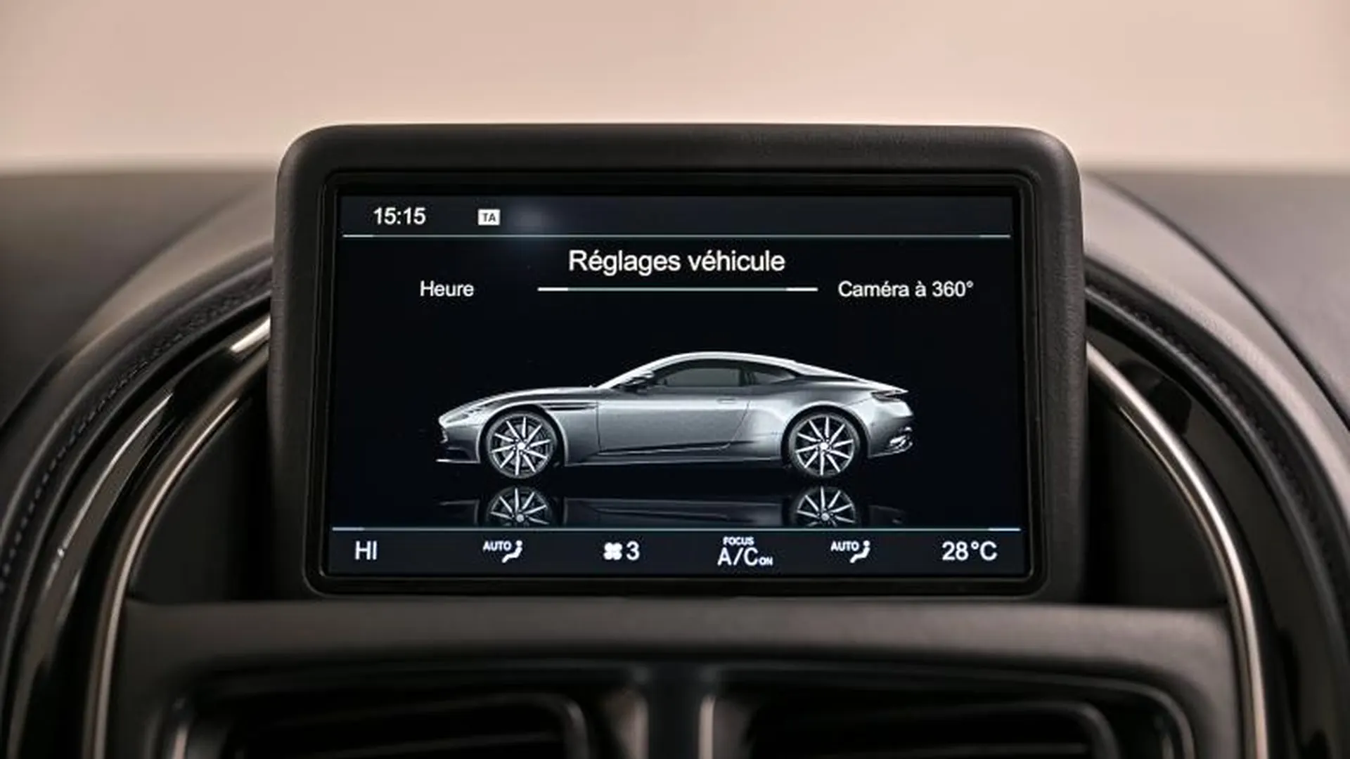 Aston Martin DB11 — photo 35