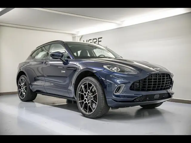 Aston Martin DBX