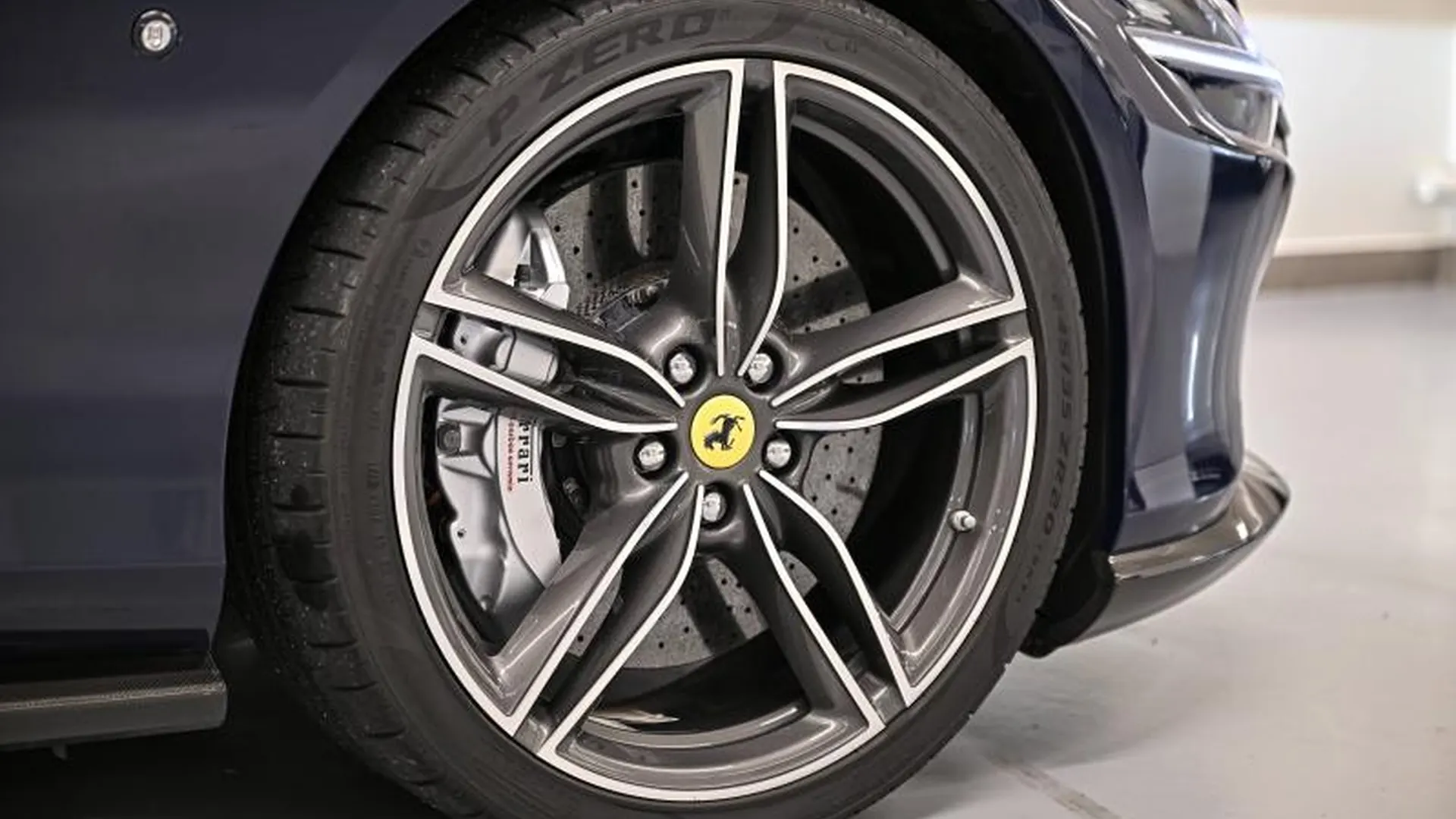 Ferrari Portofino — photo 8