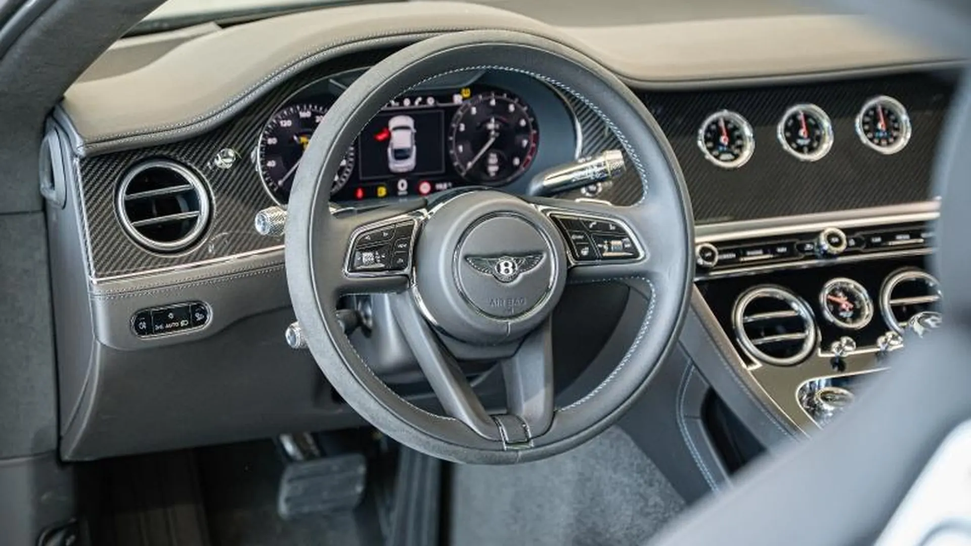 Bentley Continental — photo 10