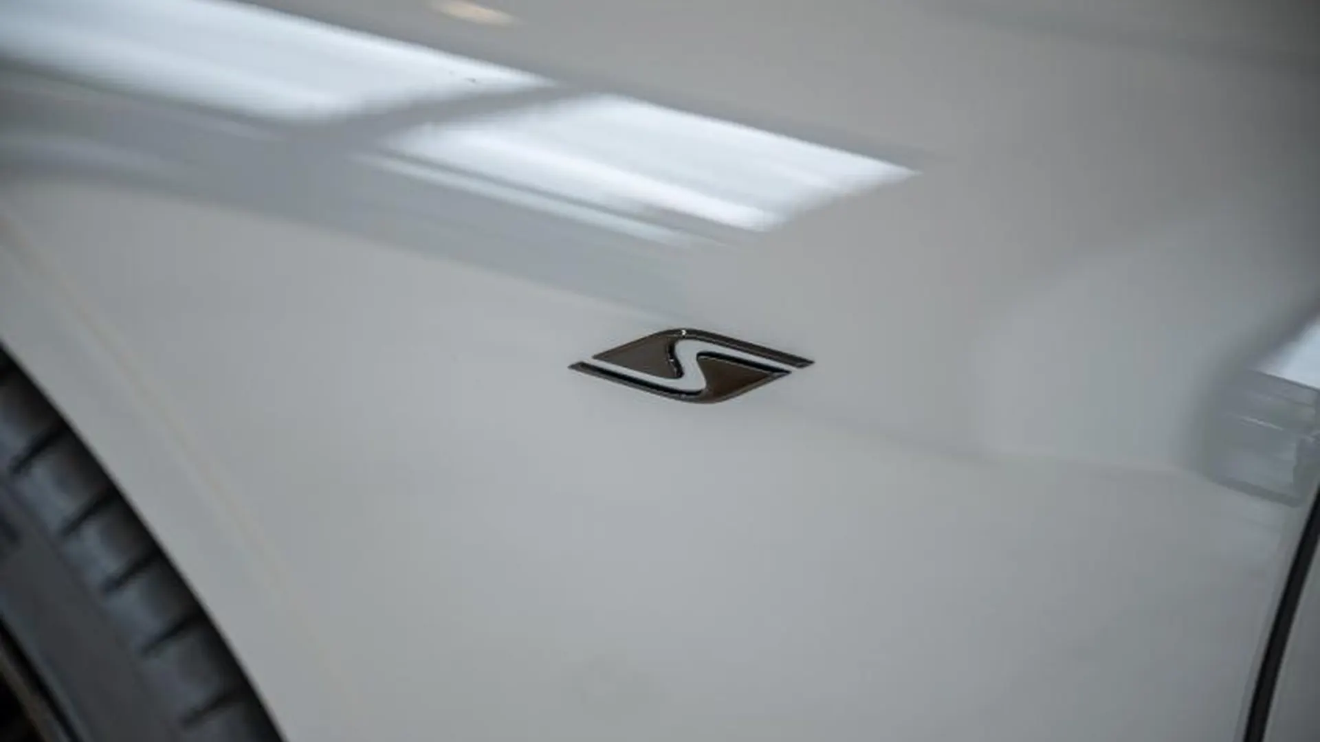 Bentley Continental — photo 26