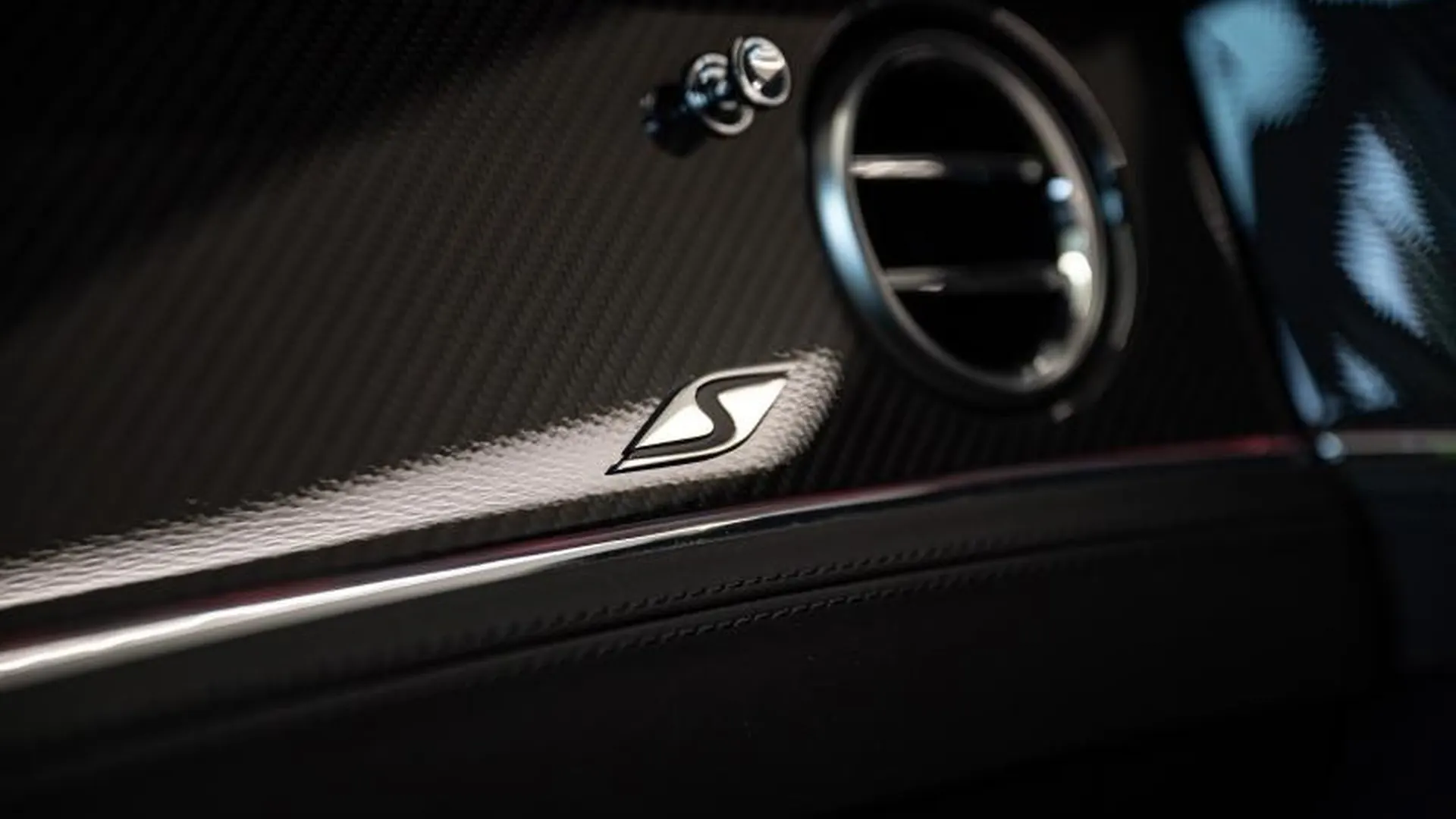 Bentley Continental — photo 40