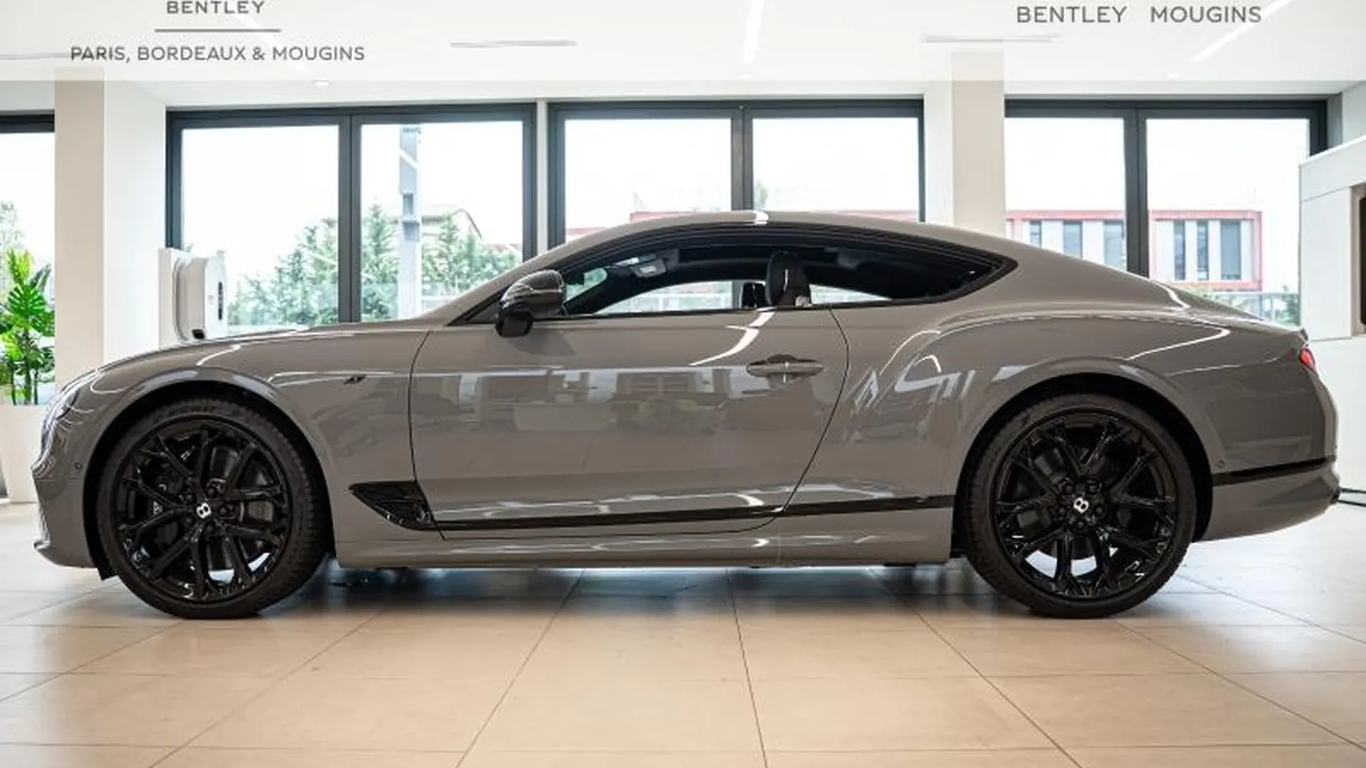 Bentley Continental — photo 3