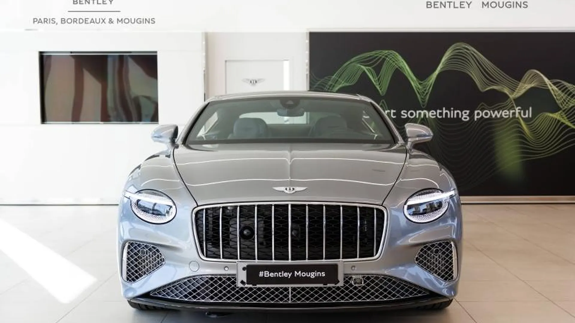 Bentley CONTINENTAL GT AZURE — photo 4