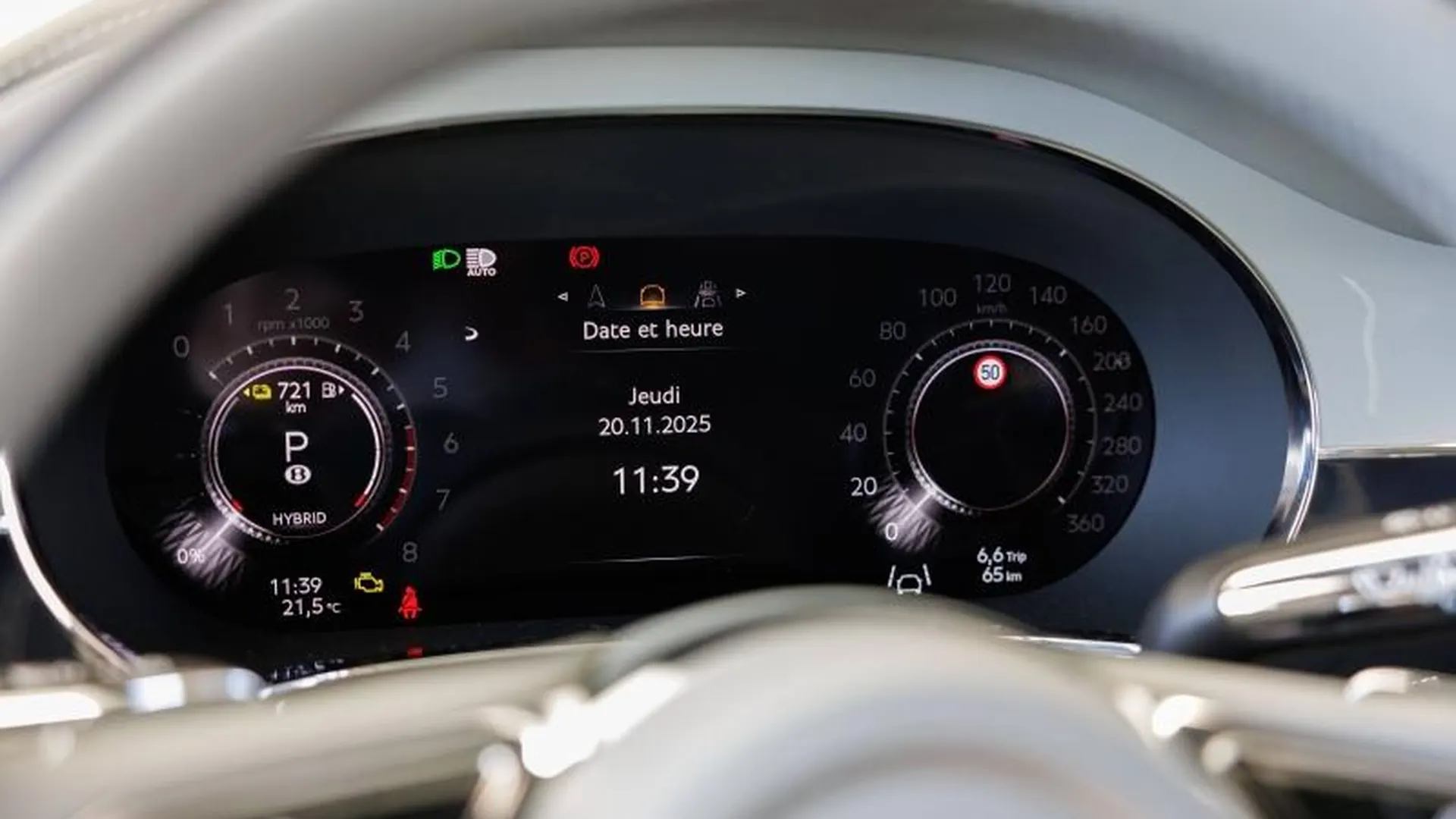 Bentley CONTINENTAL GT AZURE — photo 28