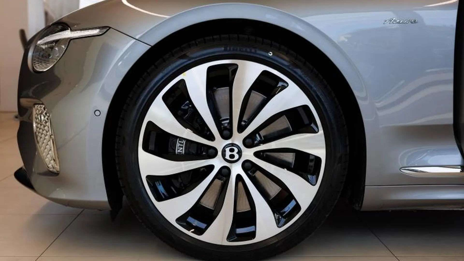 Bentley CONTINENTAL GT AZURE — photo 22