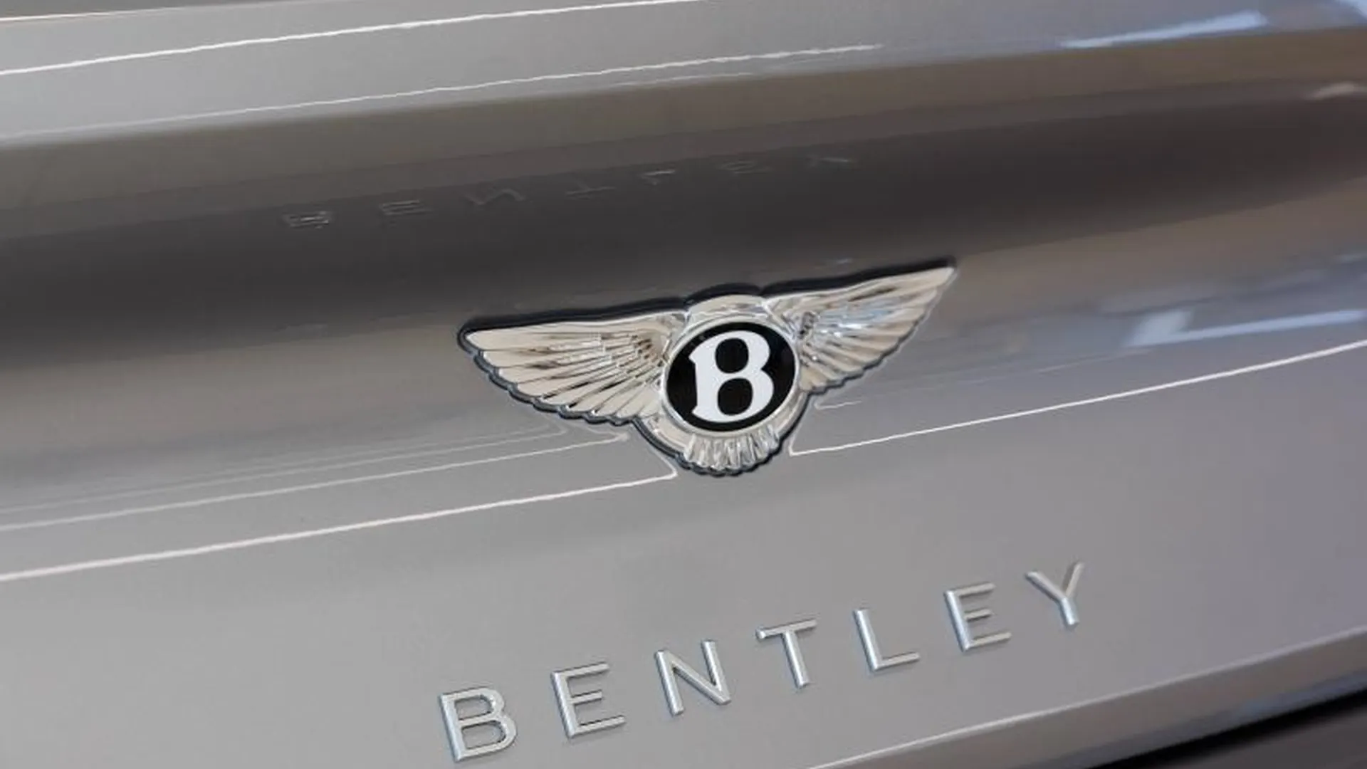 Bentley CONTINENTAL GT AZURE — photo 21