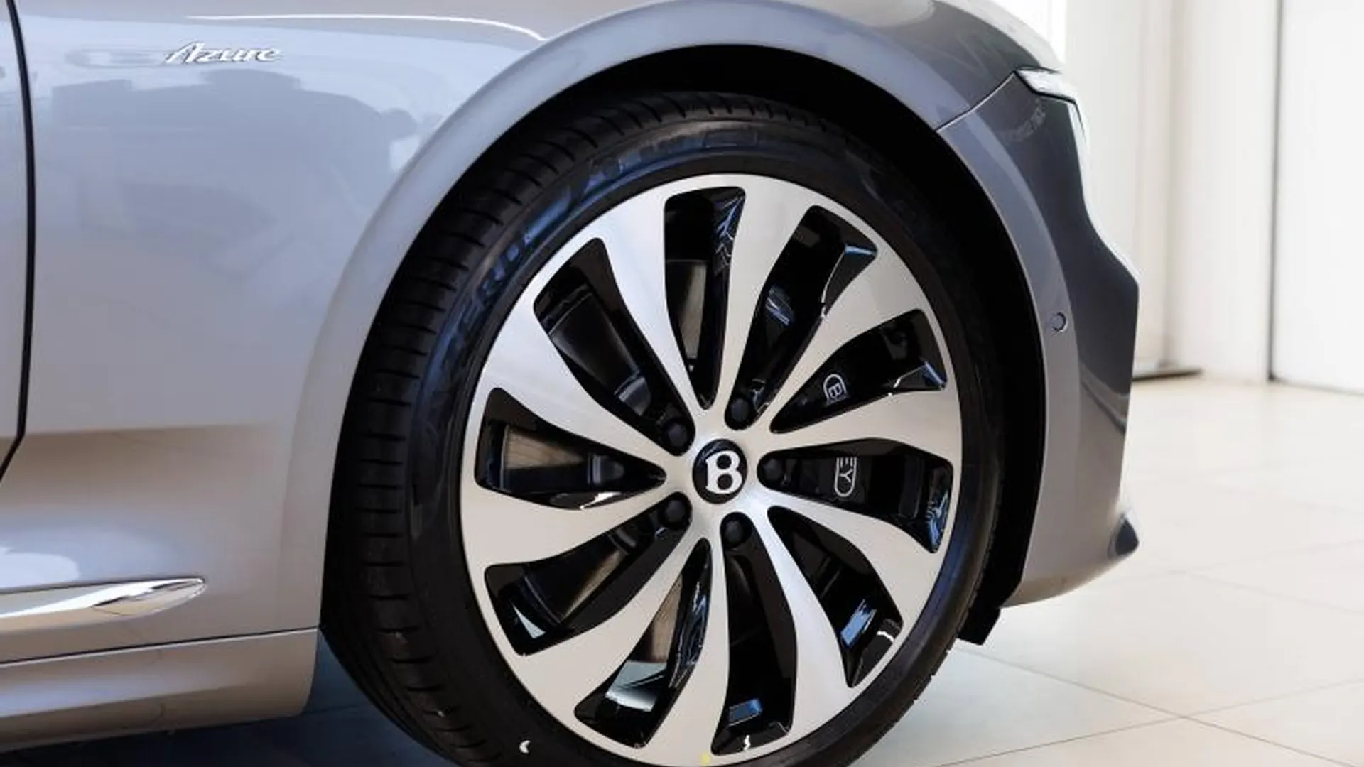 Bentley CONTINENTAL GT AZURE — photo 9